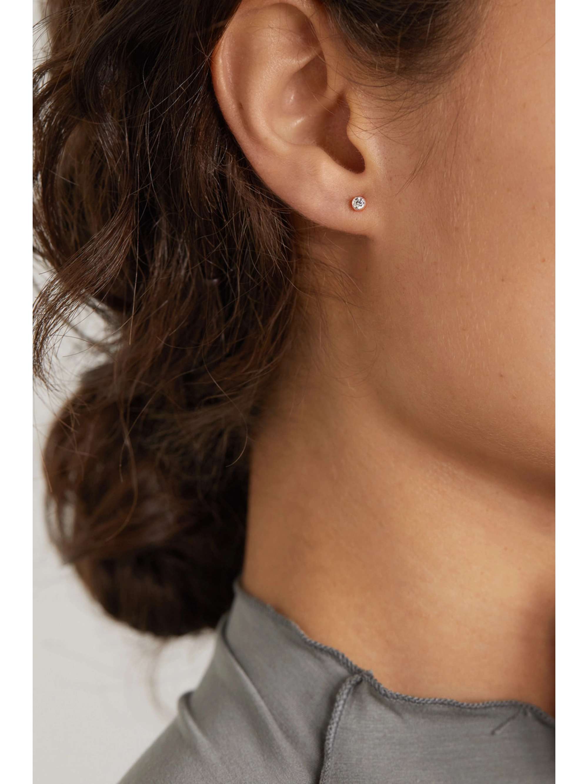 MARIA TASH Scalloped 2.5mm 18-karat white gold diamond earring