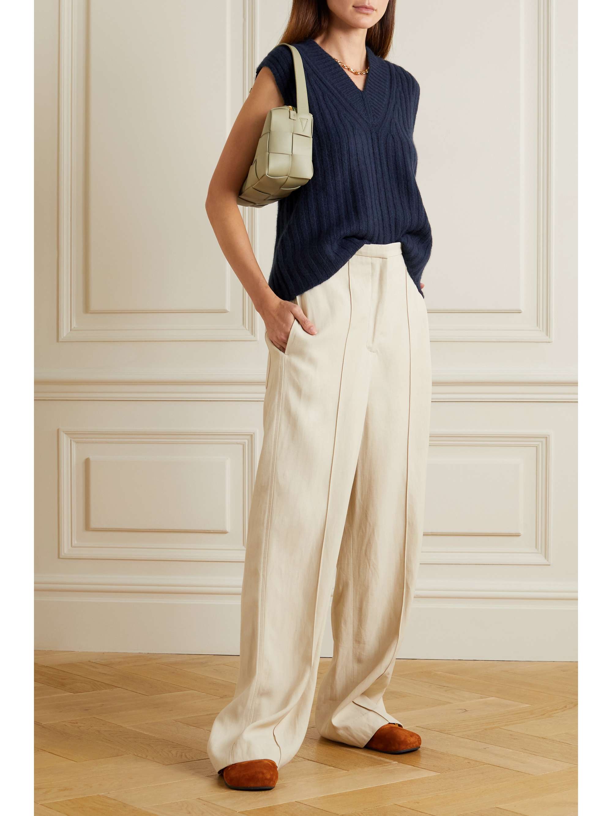 ALLUDE Ribbed cashmere vest