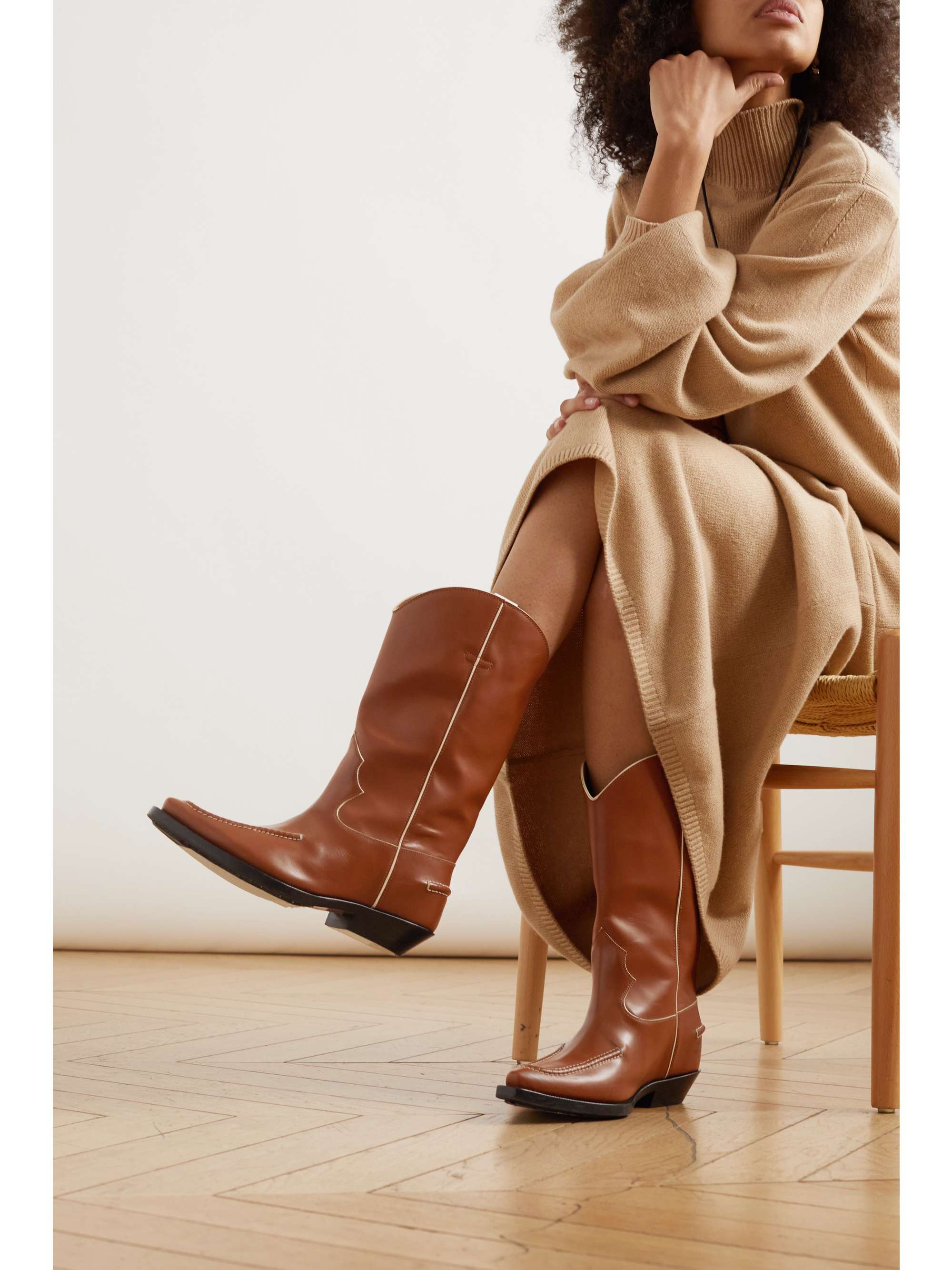 CHLOÉ Nellie leather boots
