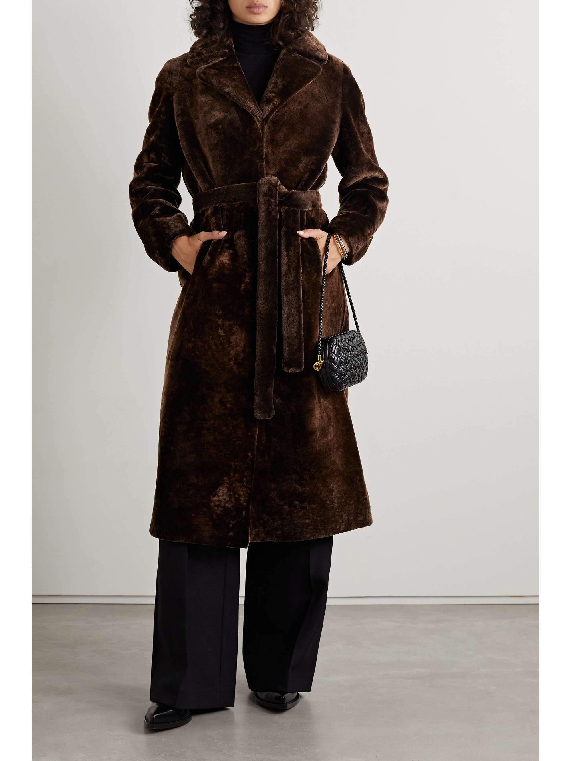 inerti Lige Et hundrede år YVES SALOMON Belted shearling coat | NET-A-PORTER