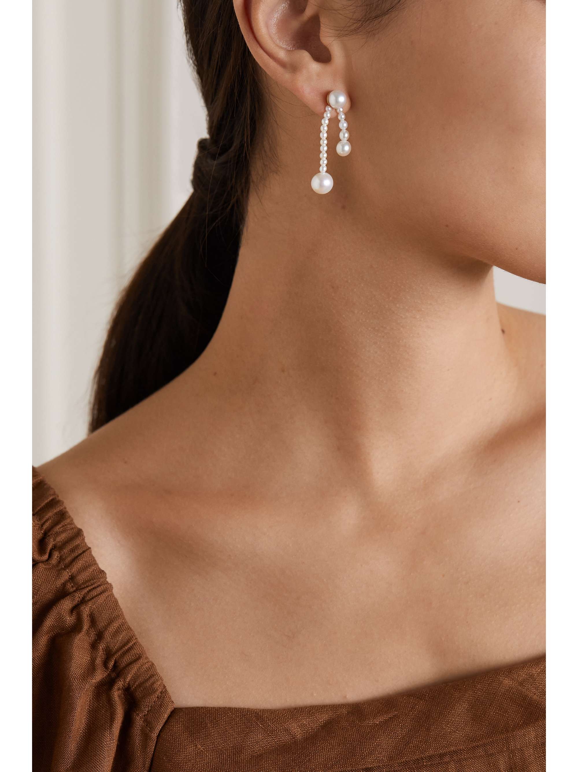 SOPHIE BILLE BRAHE Ruban de Perle 14-karat gold pearl earrings