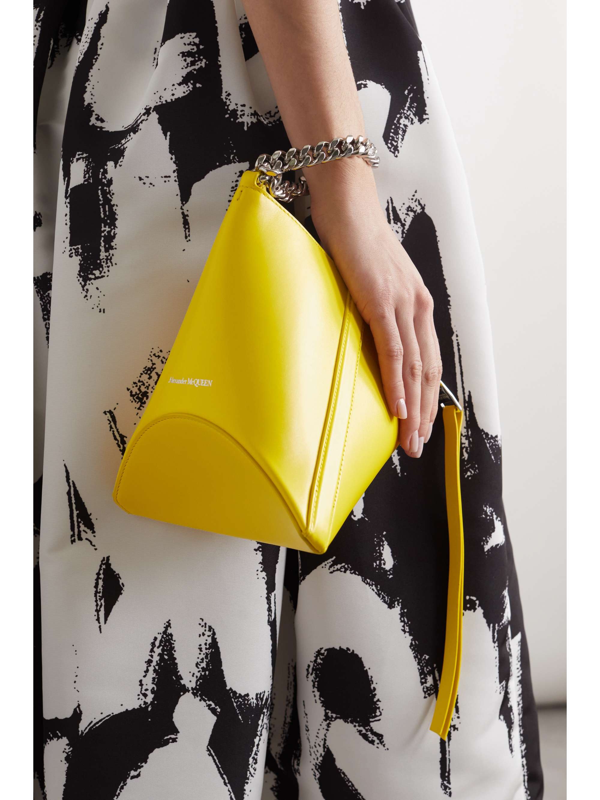 ALEXANDER MCQUEEN The Curve leather clutch