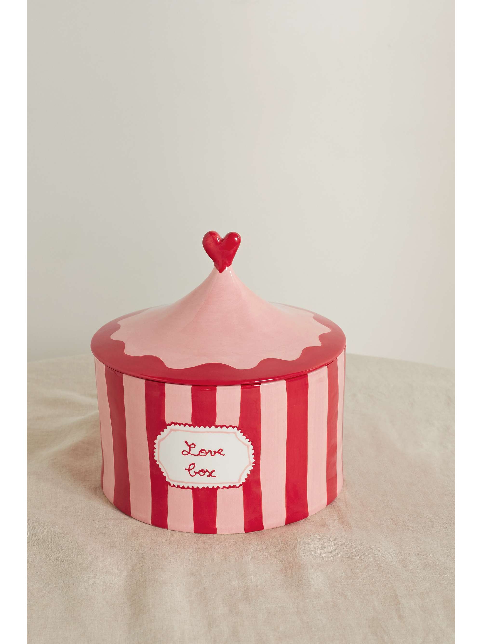 Love ceramic box