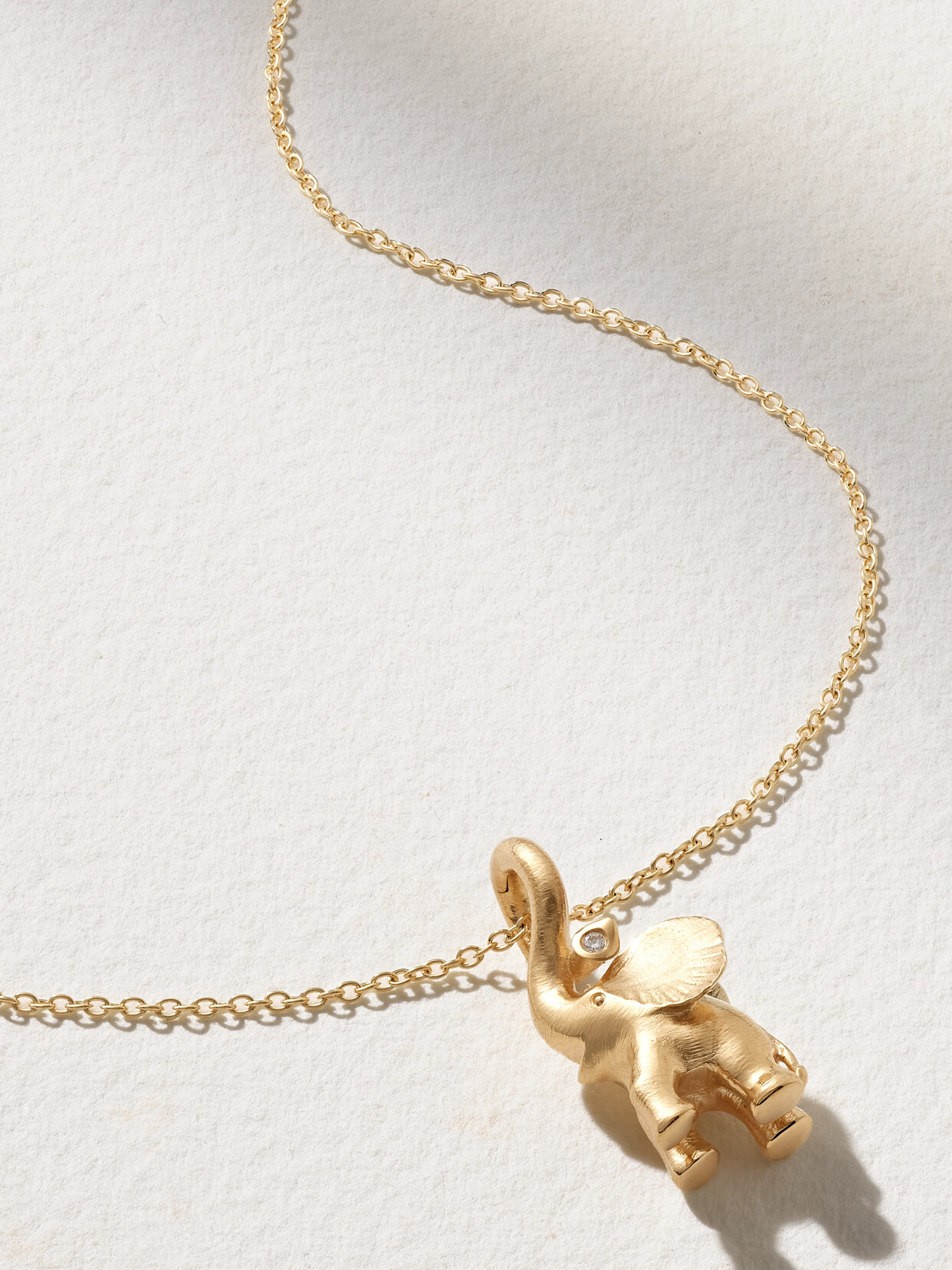 Ole Lynggaard Copenhagen Elephant 18-karat Gold Diamond Necklace