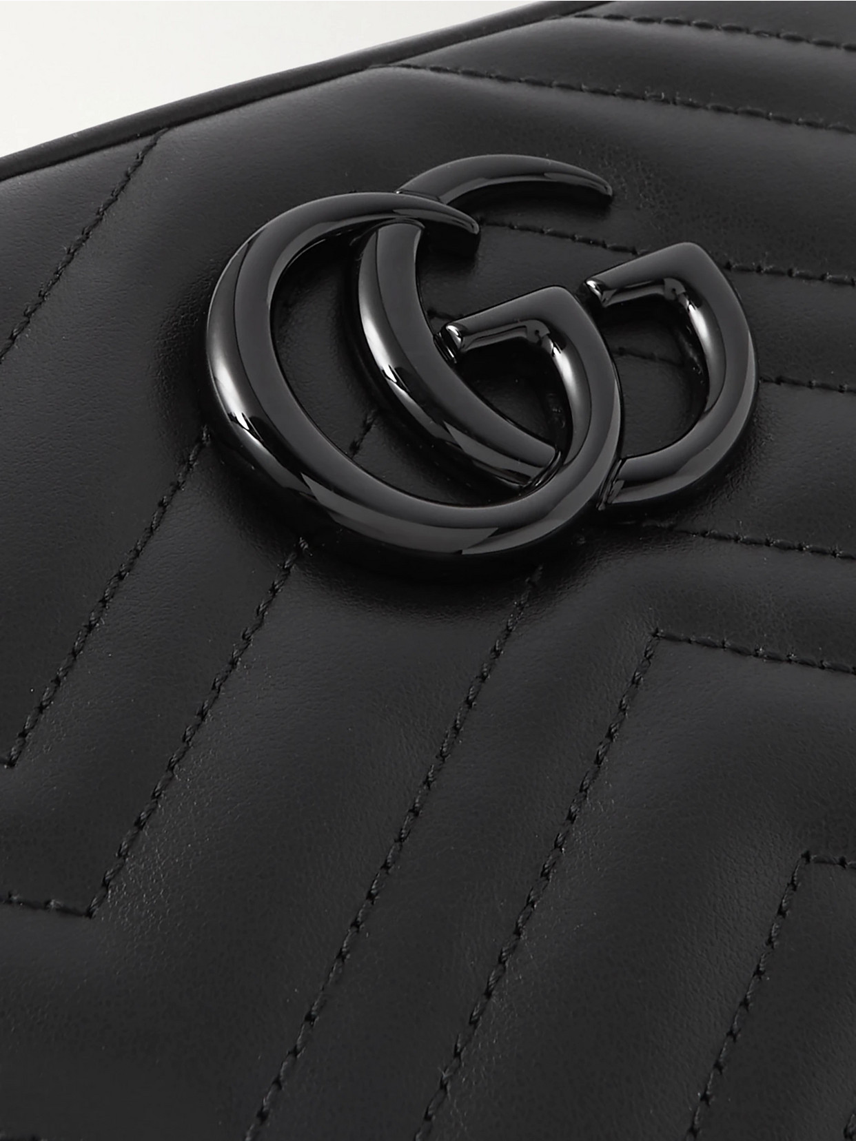 GG Marmont Camera 2.0 Mini Quilted Shoulder Bag