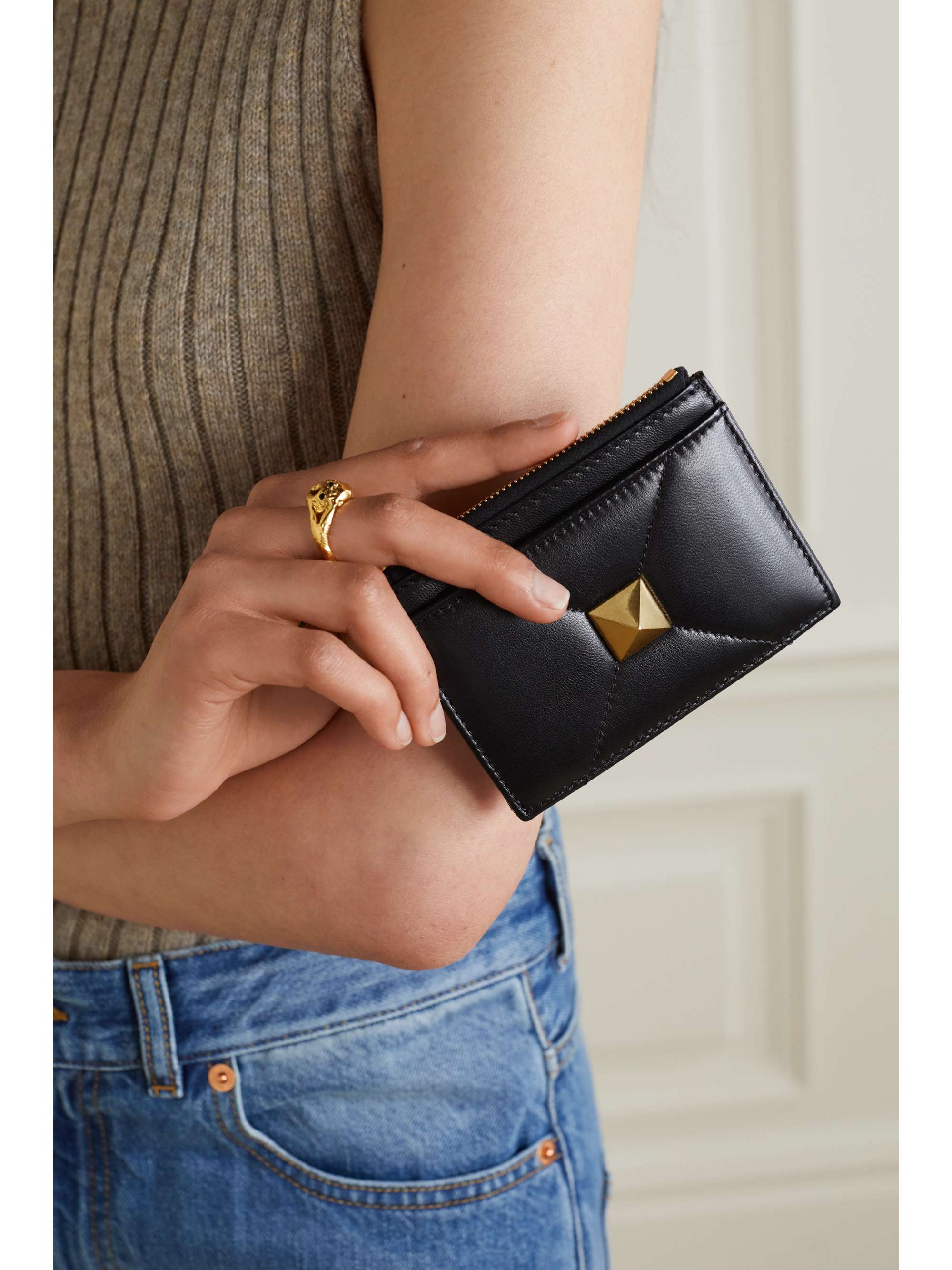 VALENTINO GARAVANI Valentino Garavani Roman Stud leather cardholder