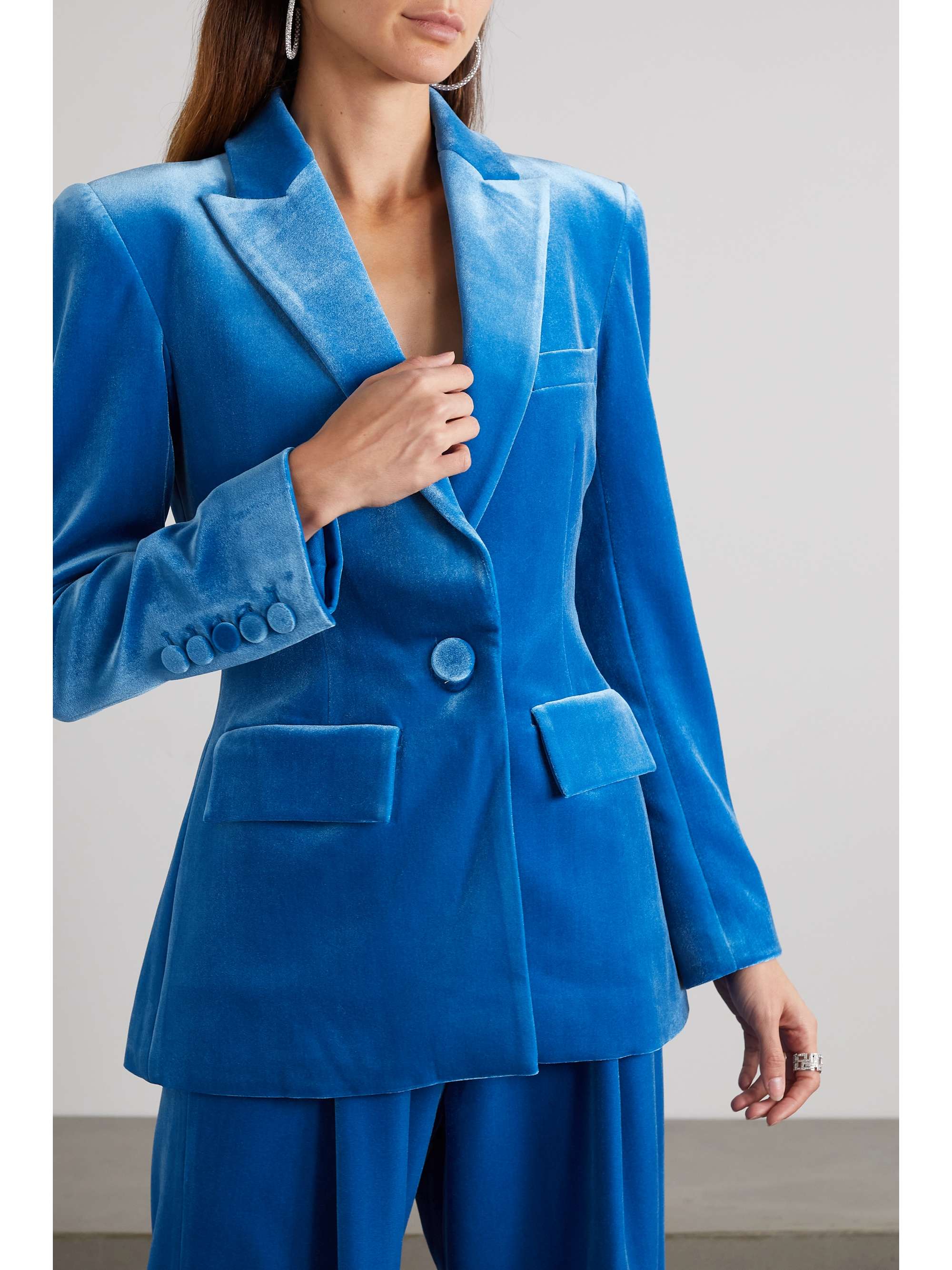 ALEX PERRY Carington velvet blazer