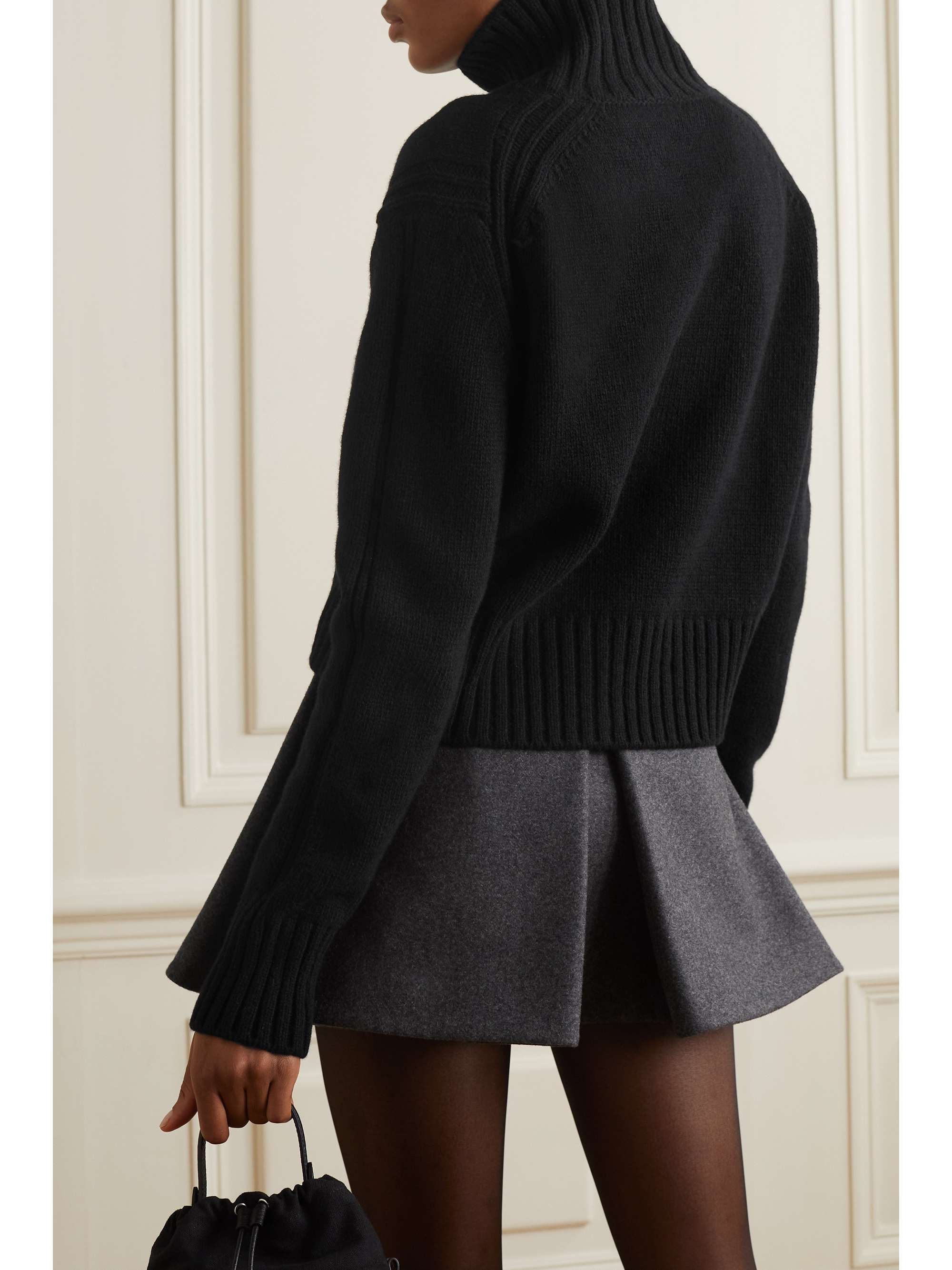 &DAUGHTER Fintra cropped wool turtleneck sweater