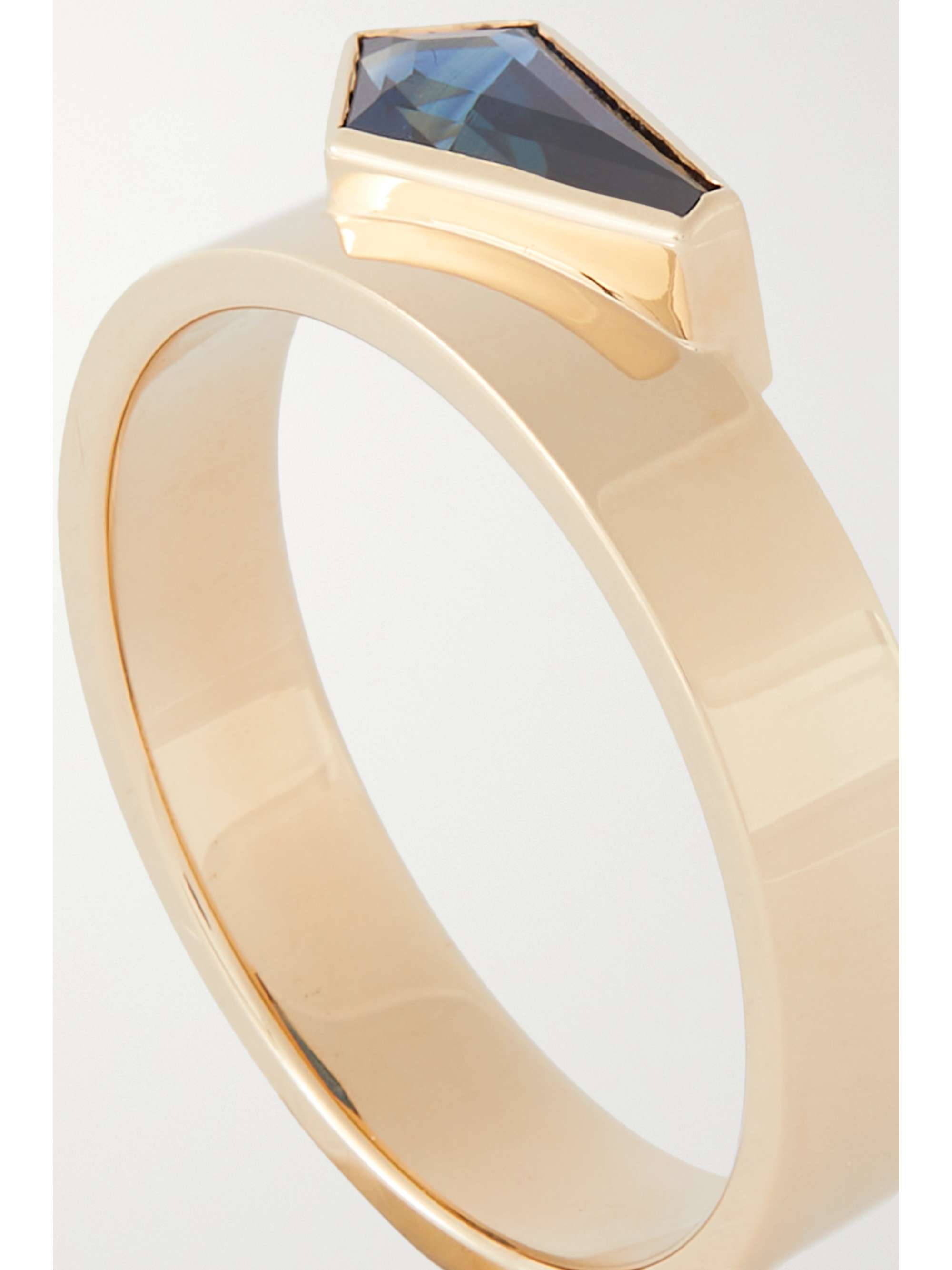 WWAKE Monolith recycled 14-karat gold sapphire ring