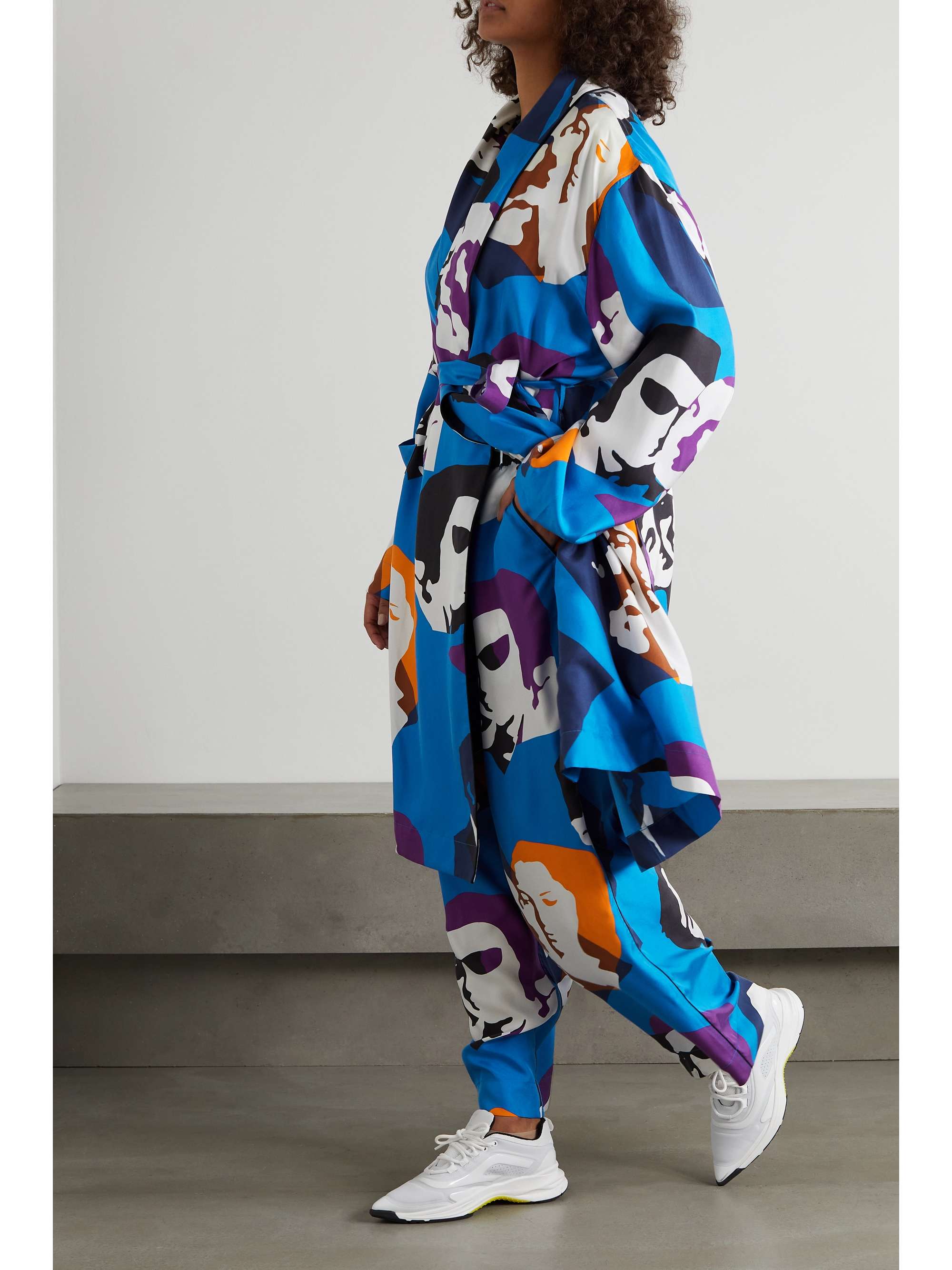 AZ FACTORY Pijama The Kiss belted printed silk-twill robe