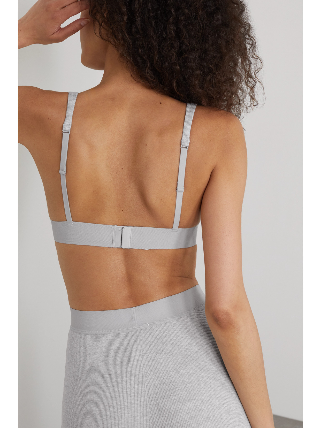 Skims Plunge Ribbed Cotton-blend Jersey Bralette In Gray