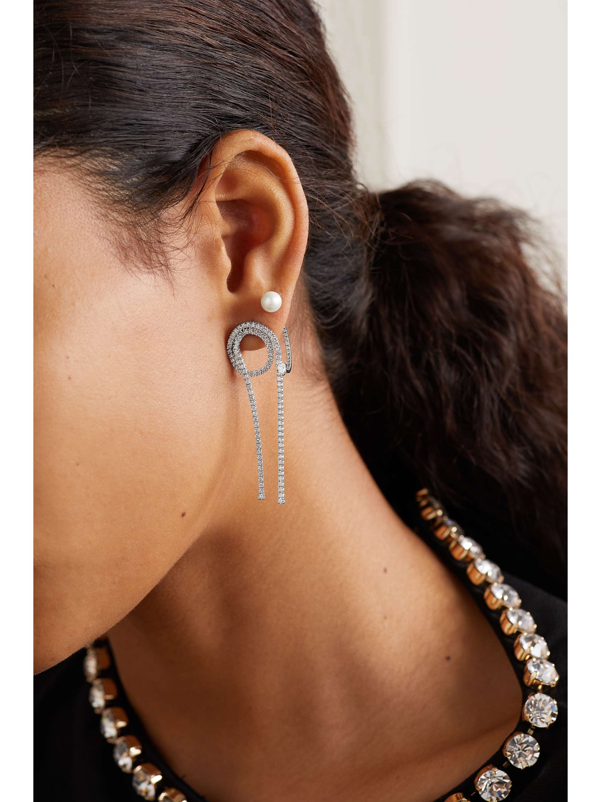 DELFINA DELETTREZ 18-karat white gold, pearl and diamond single earring