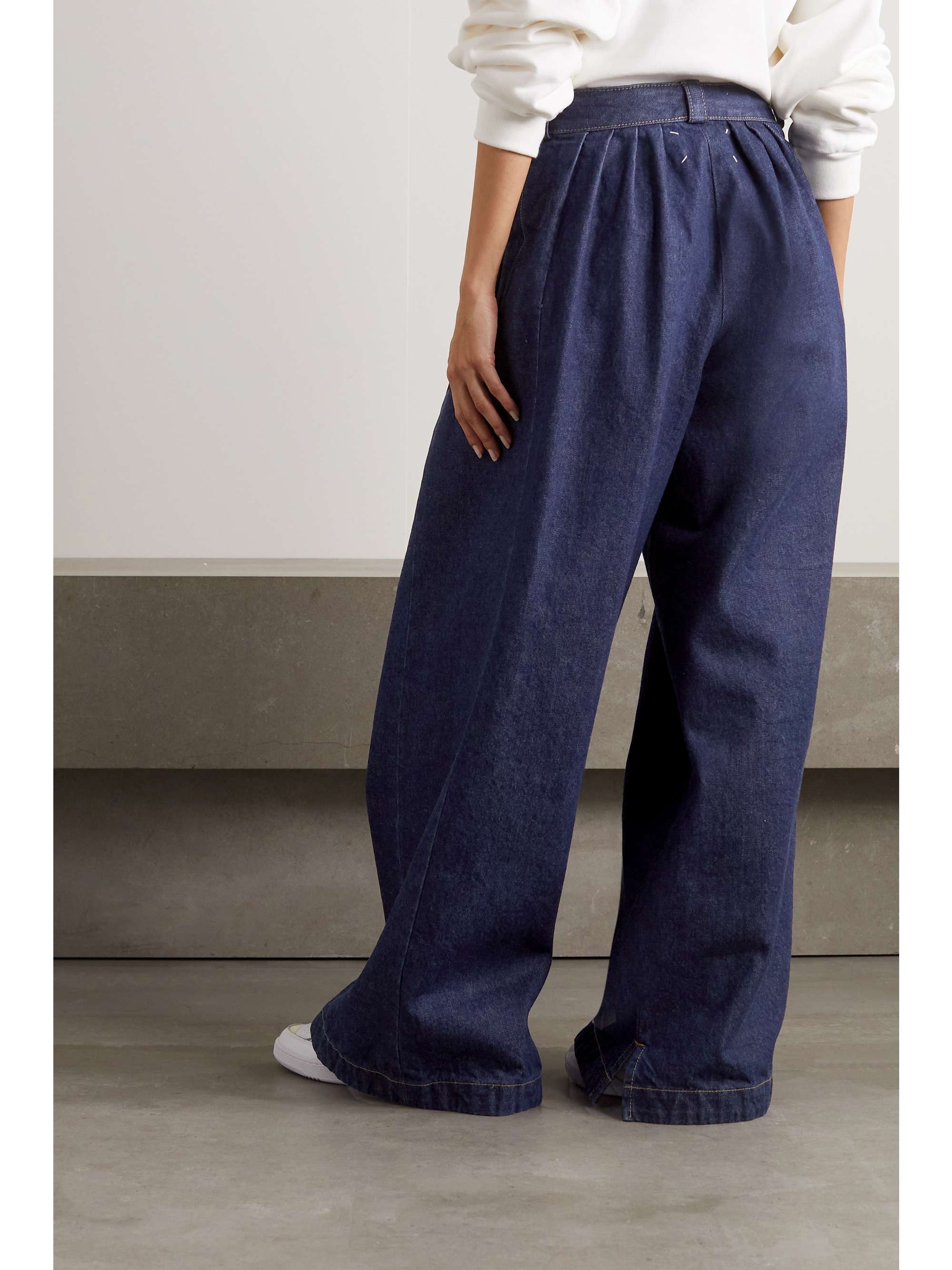 MAISON MARGIELA Pleated wide-leg jeans