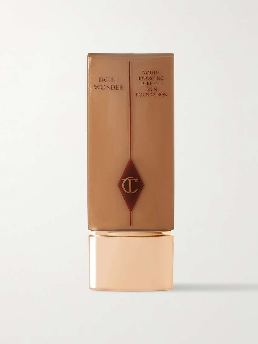 Charlotte Tilbury Light Wonder Youth-boosting Foundation – 10 Dark, 40ml