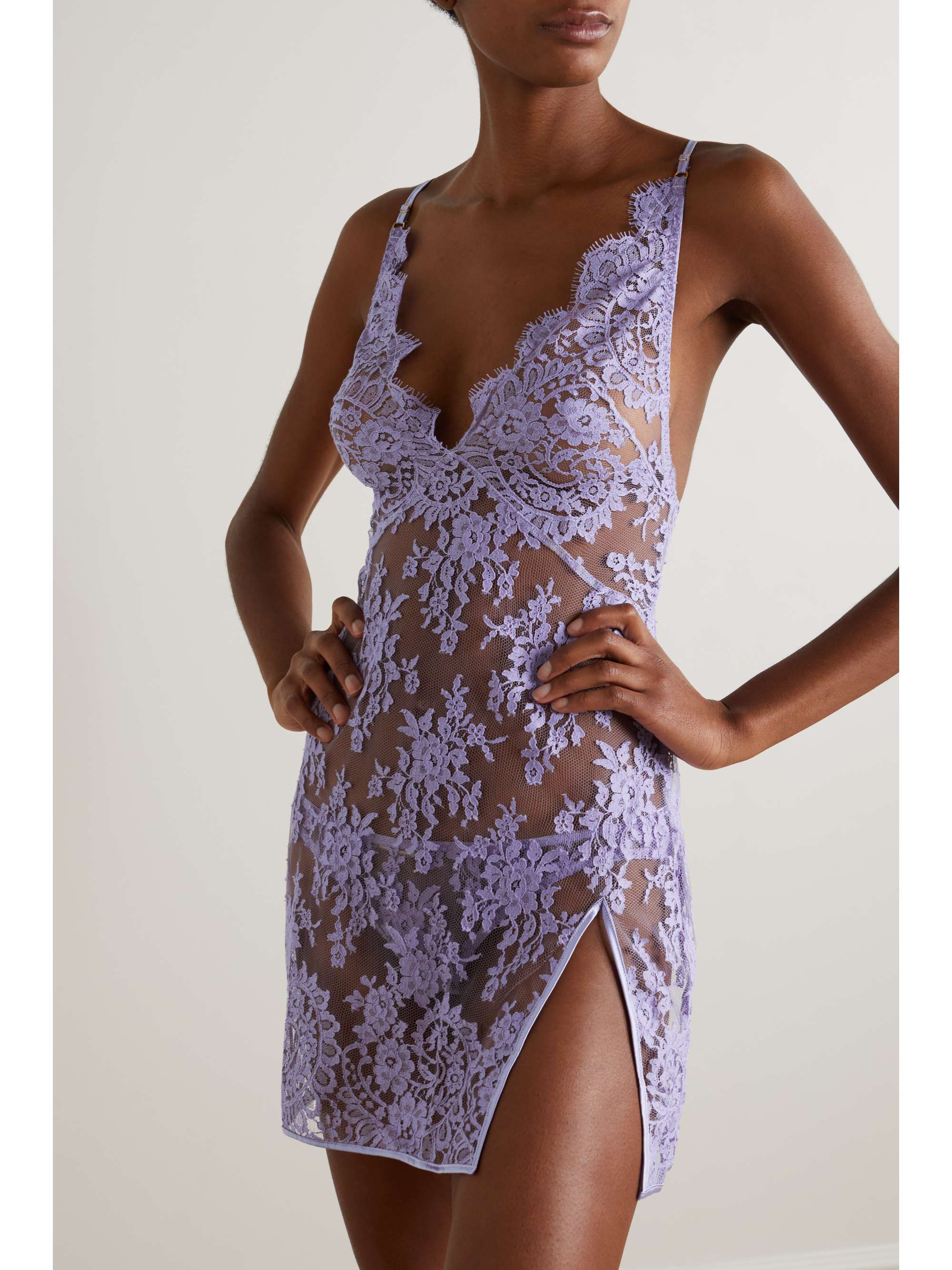 COCO DE MER Camellia satin-trimmed Leavers lace chemise