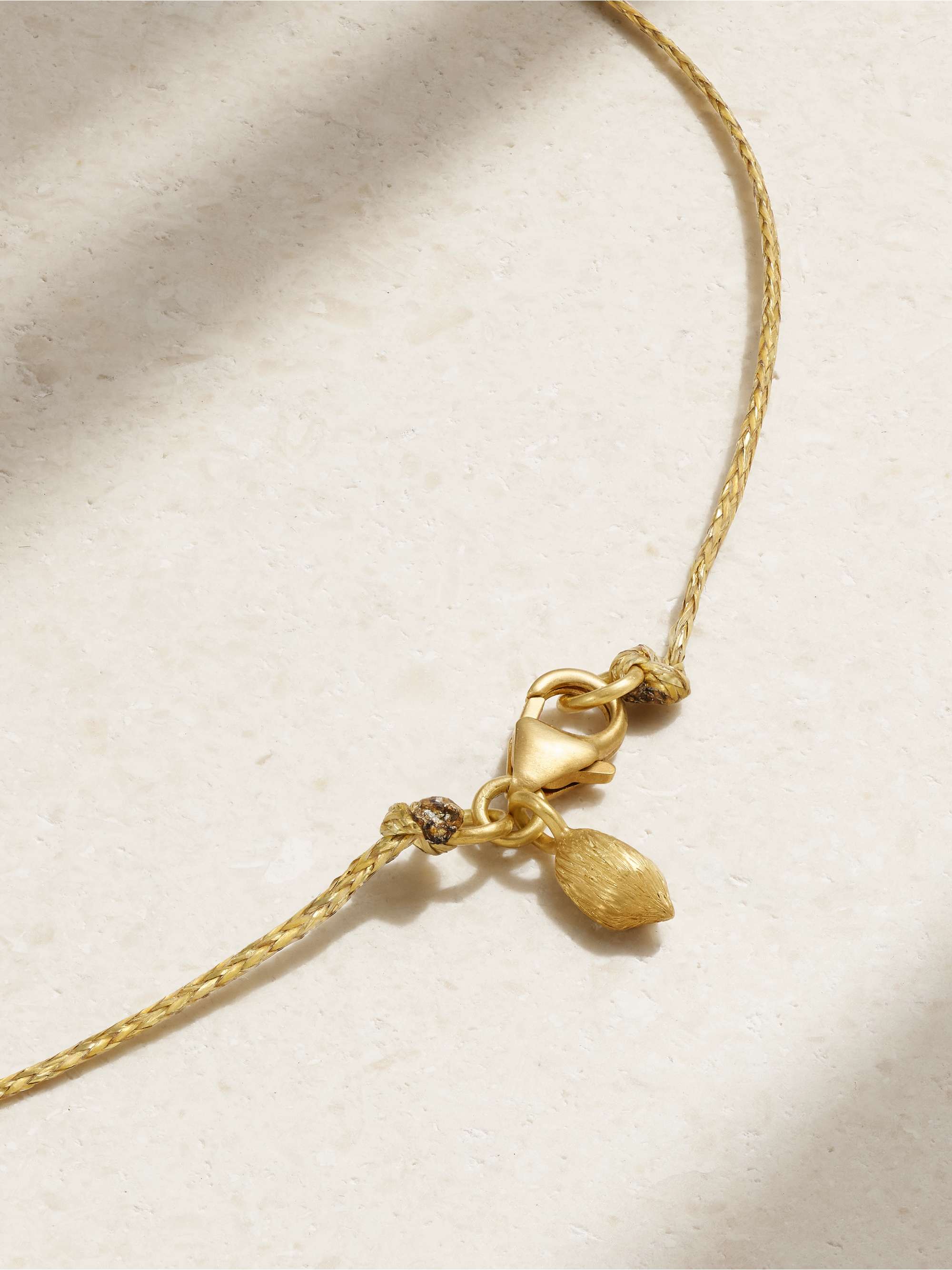 PIPPA SMALL Kordelkette mit mehreren Steinen und Details aus 18 Karat Gold