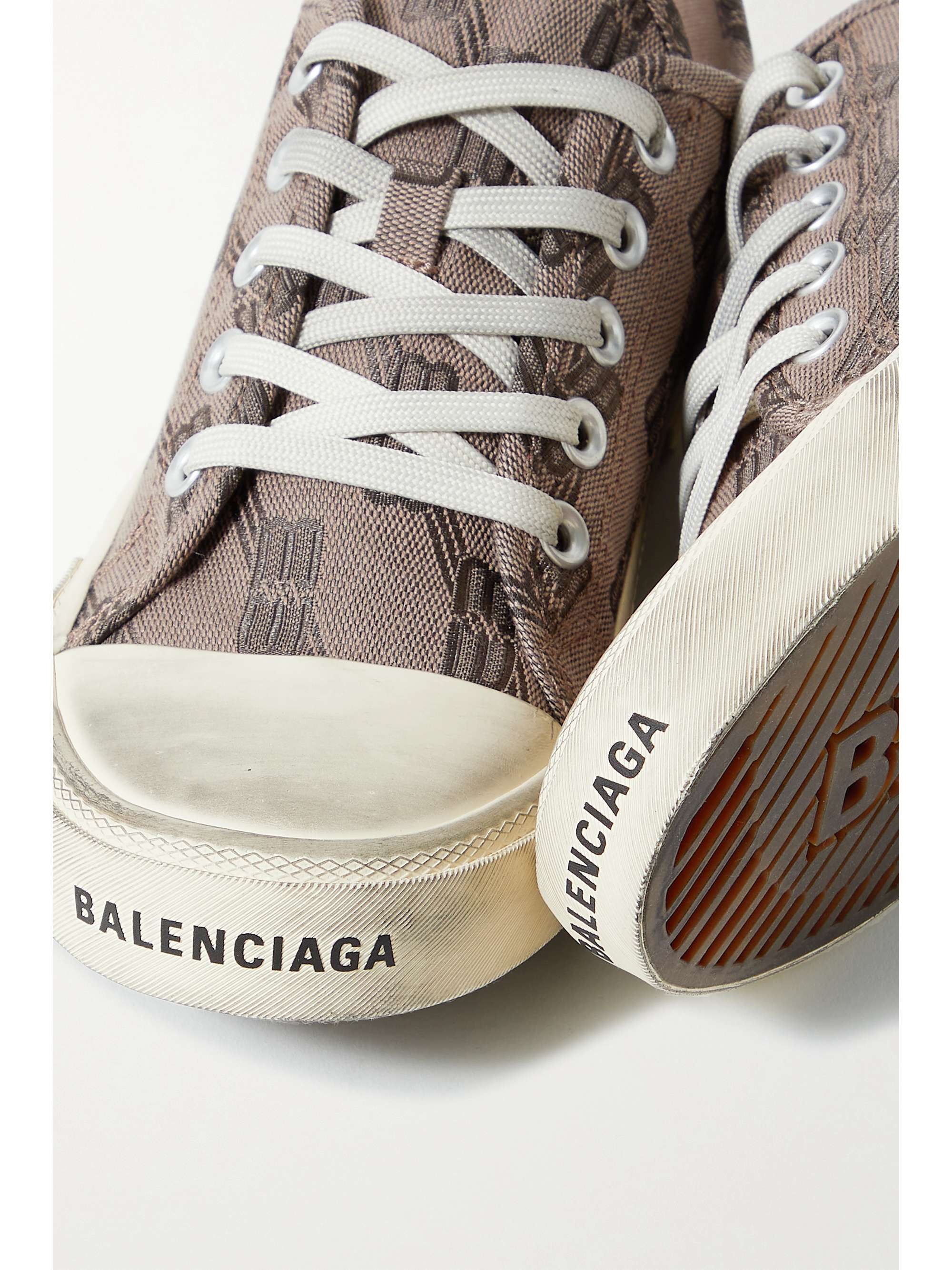 converse balenciaga