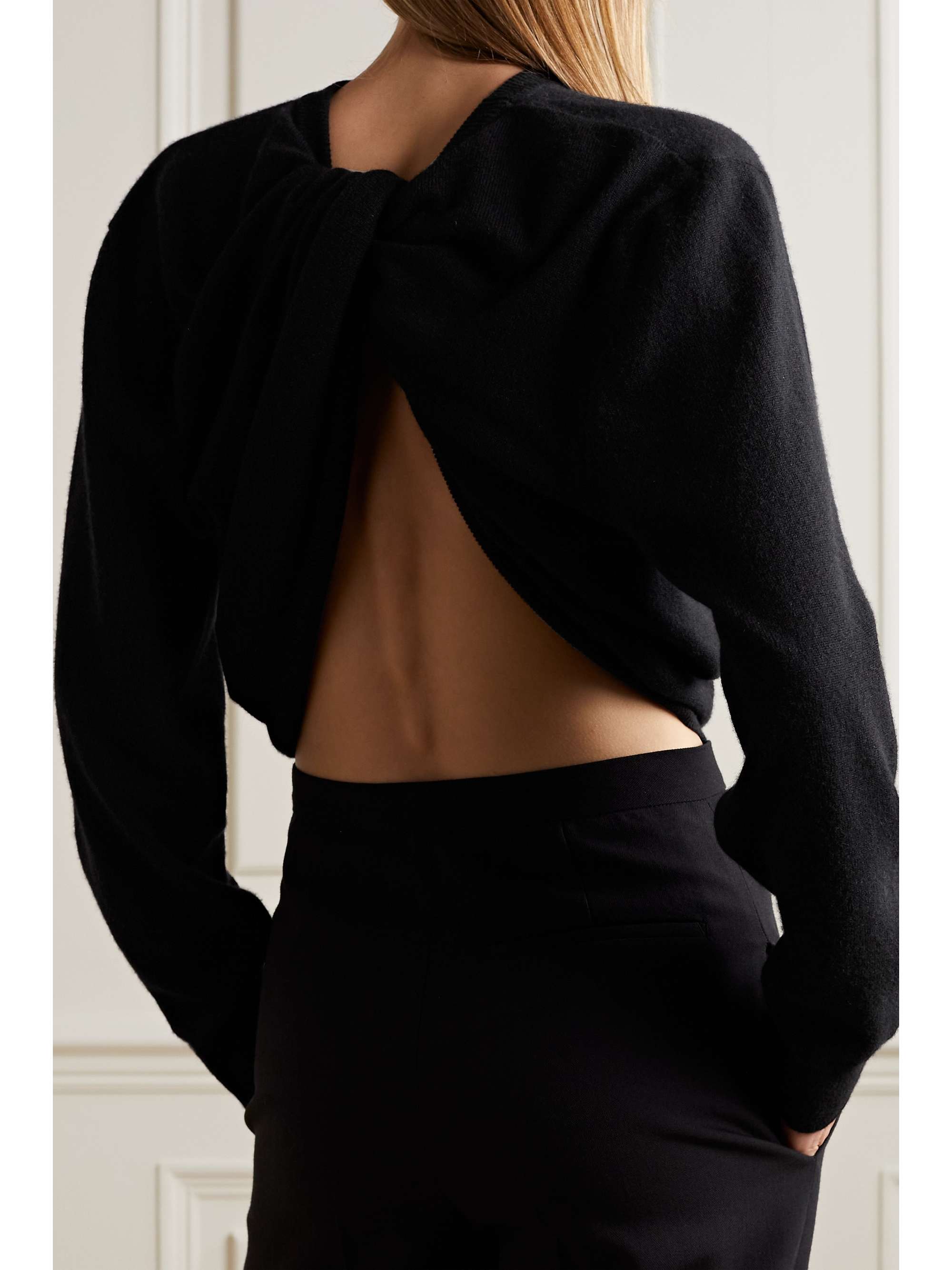 THE ROW Laris twisted cashmere sweater