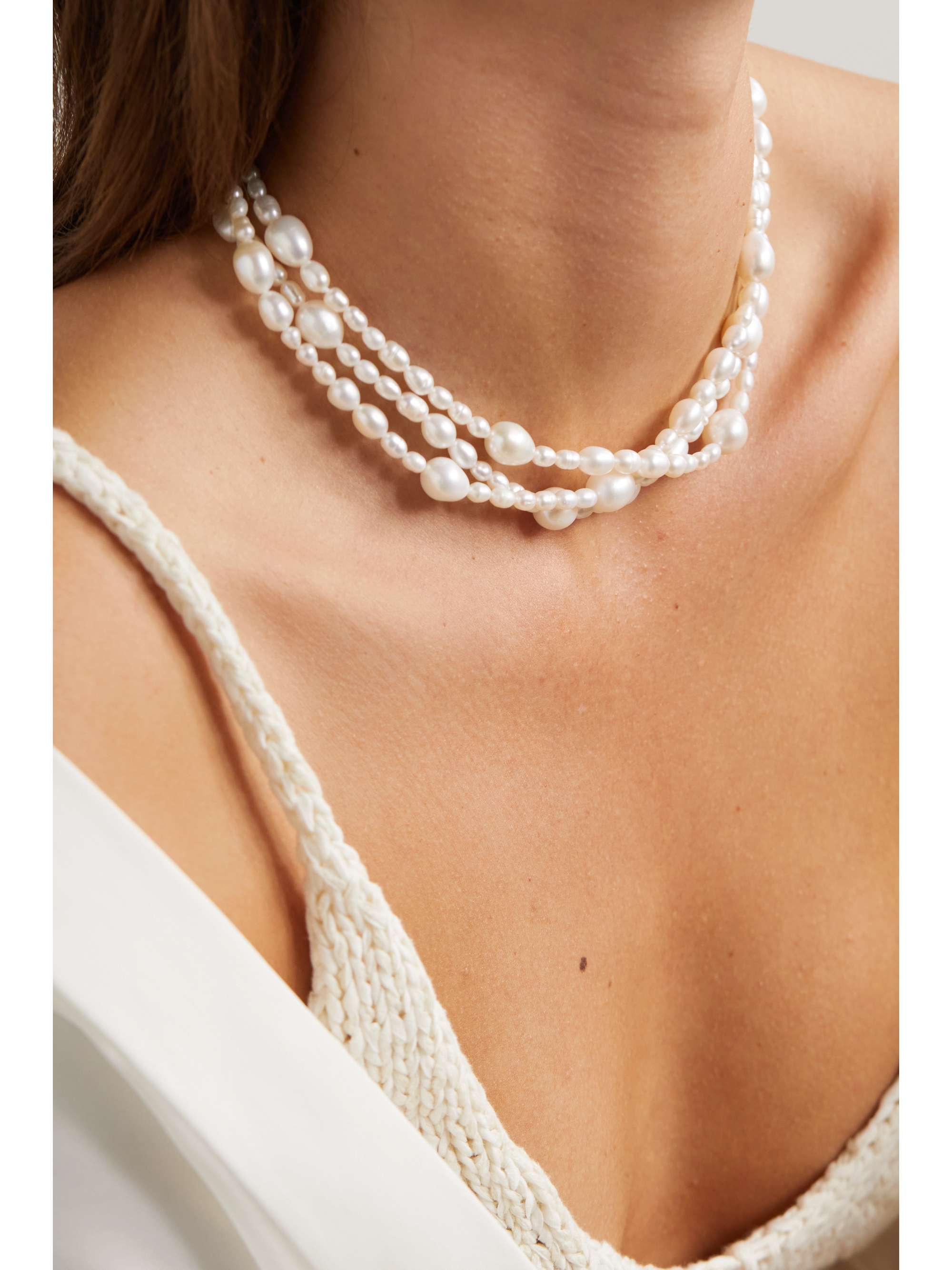 White Rosie gold-plated pearl necklace 