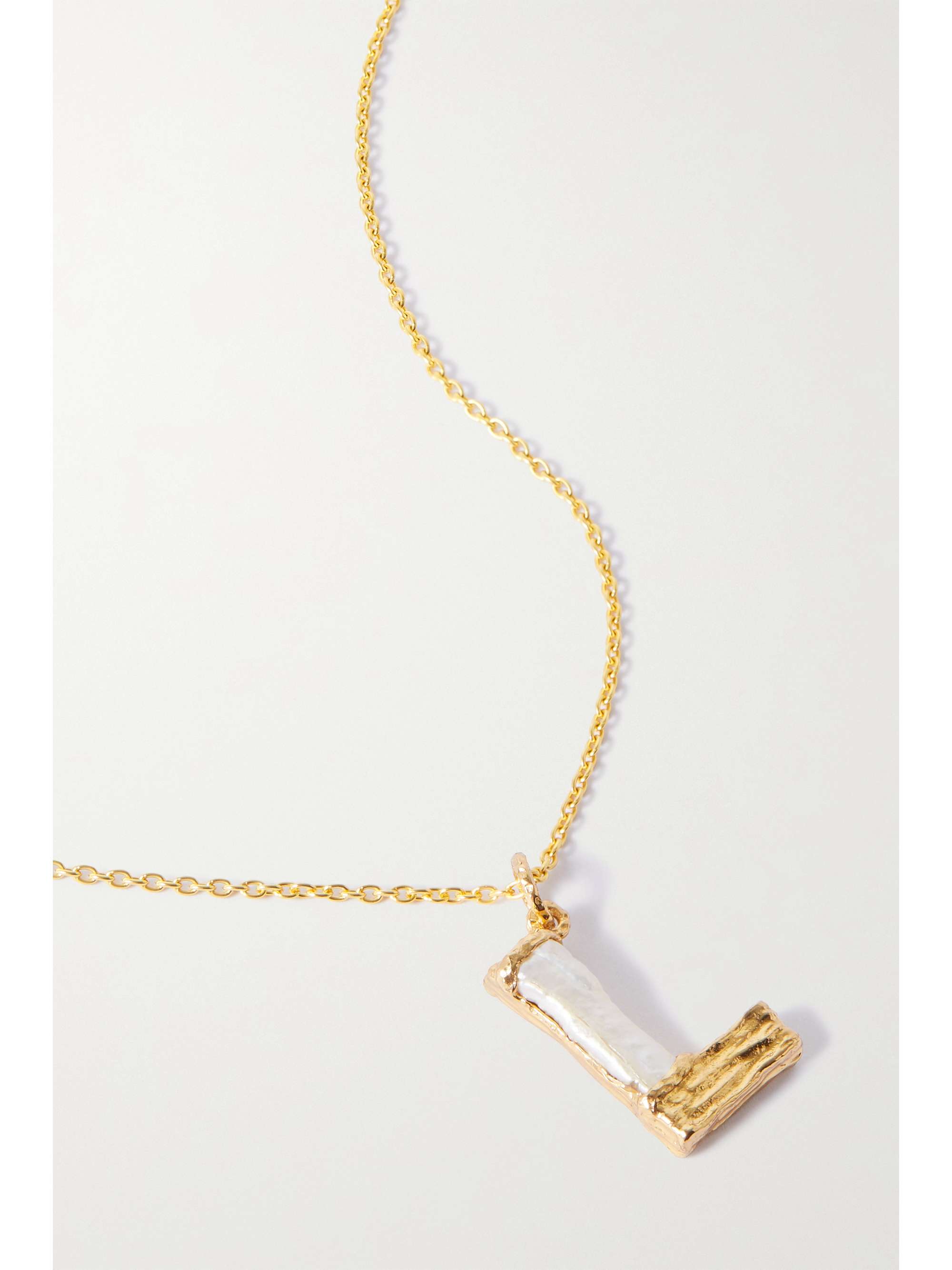 PACHAREE Alphabet gold-plated pearl necklace