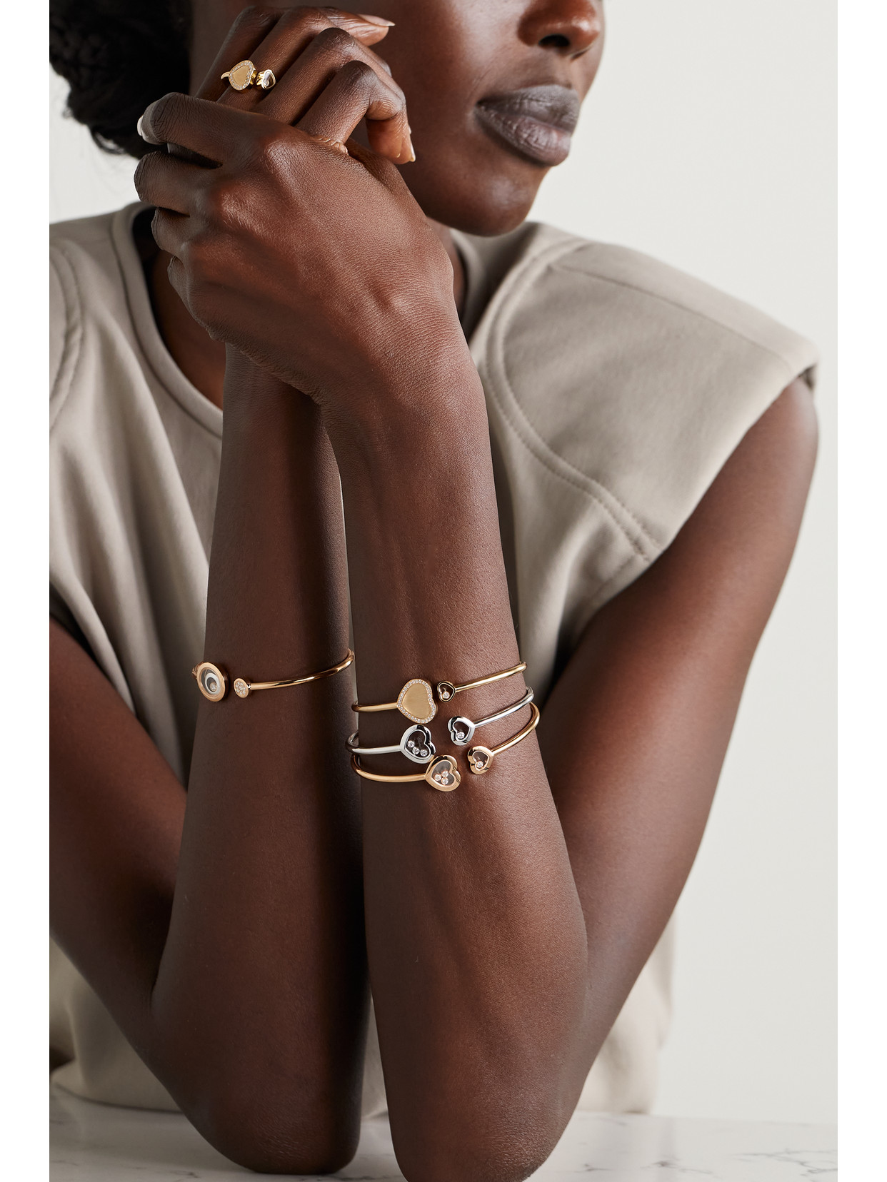 Chopard Happy Hearts 18-karat Gold Diamond Cuff In Gold