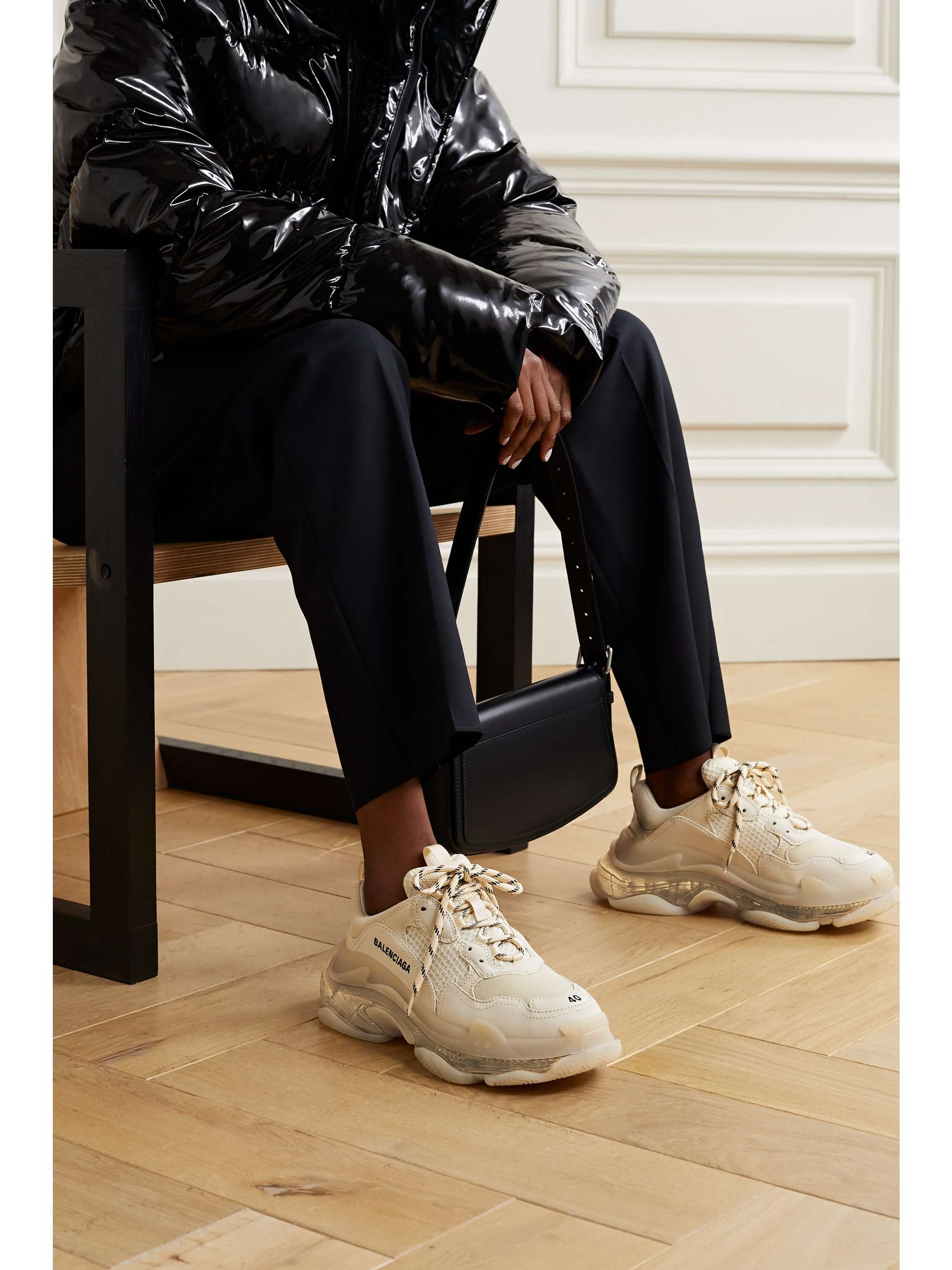 balenciaga triple s clear sole