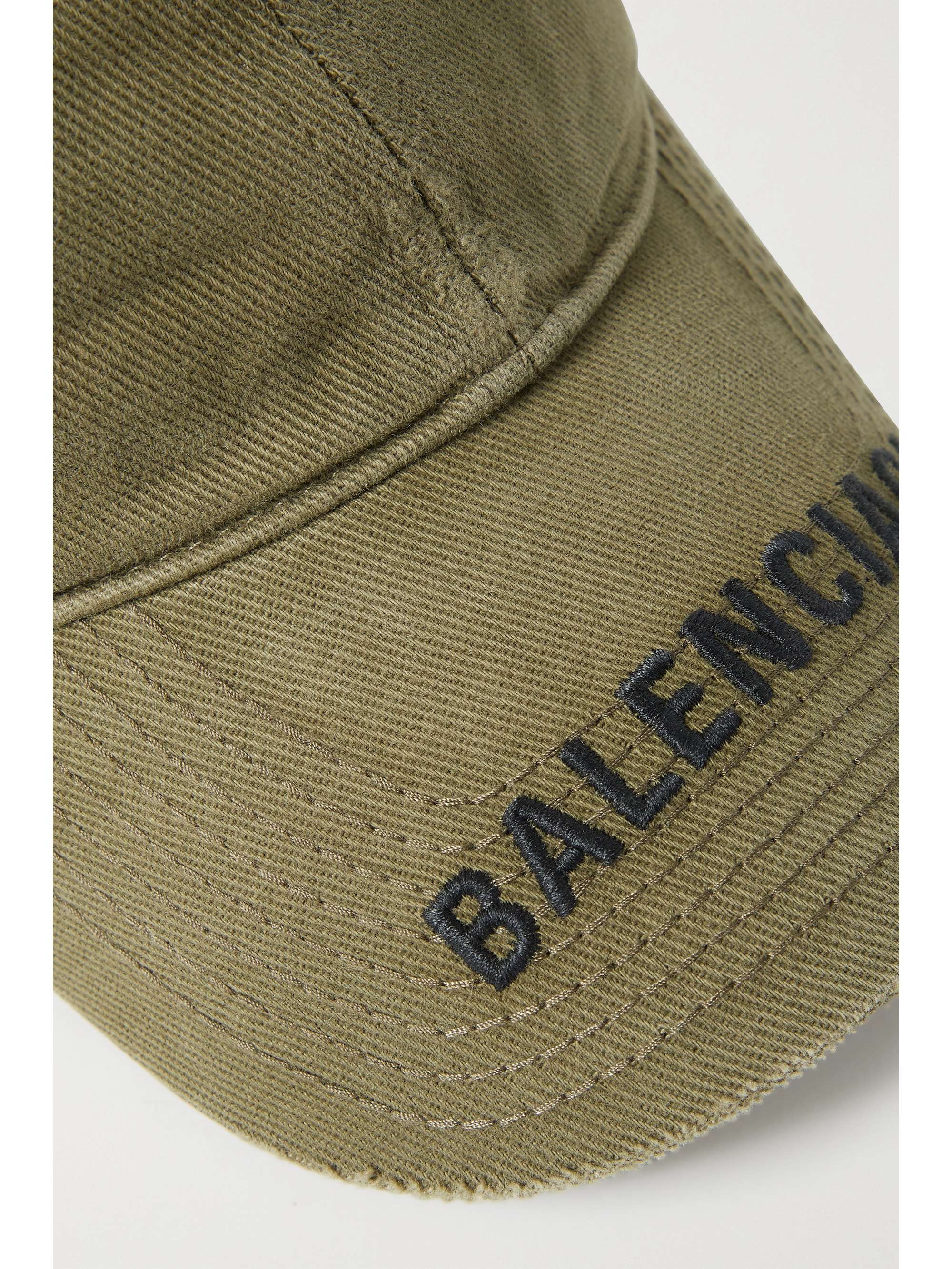 BALENCIAGA Baseballkappe aus Baumwoll-Twill in Distressed-Optik mit Stickerei