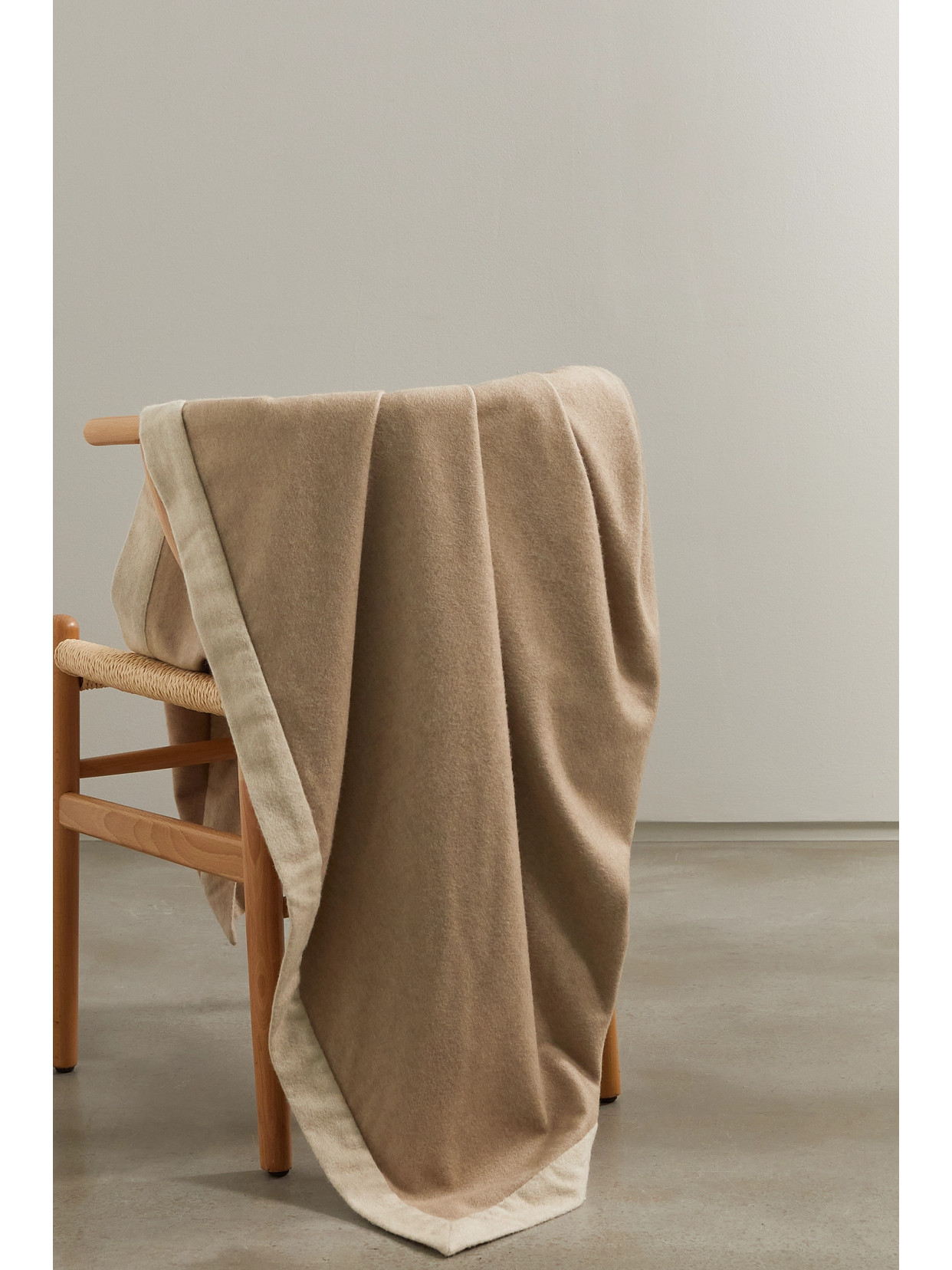 Brunello Cucinelli Two-tone Cashmere Blanket In Brown