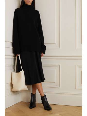 The Row Clothing for Women | NET-A-PORTER