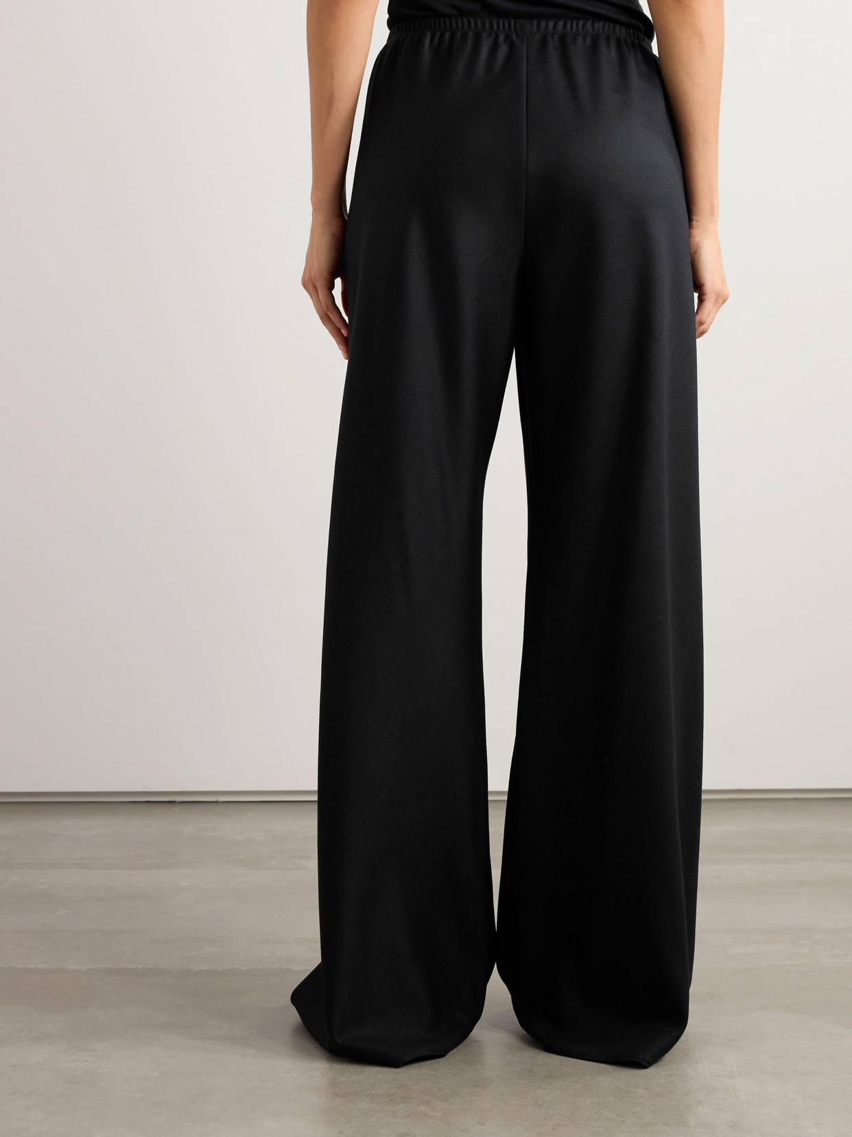 Shop The Row Essentials Gala Wool And Mohair-blend Wide-leg Pants In Black