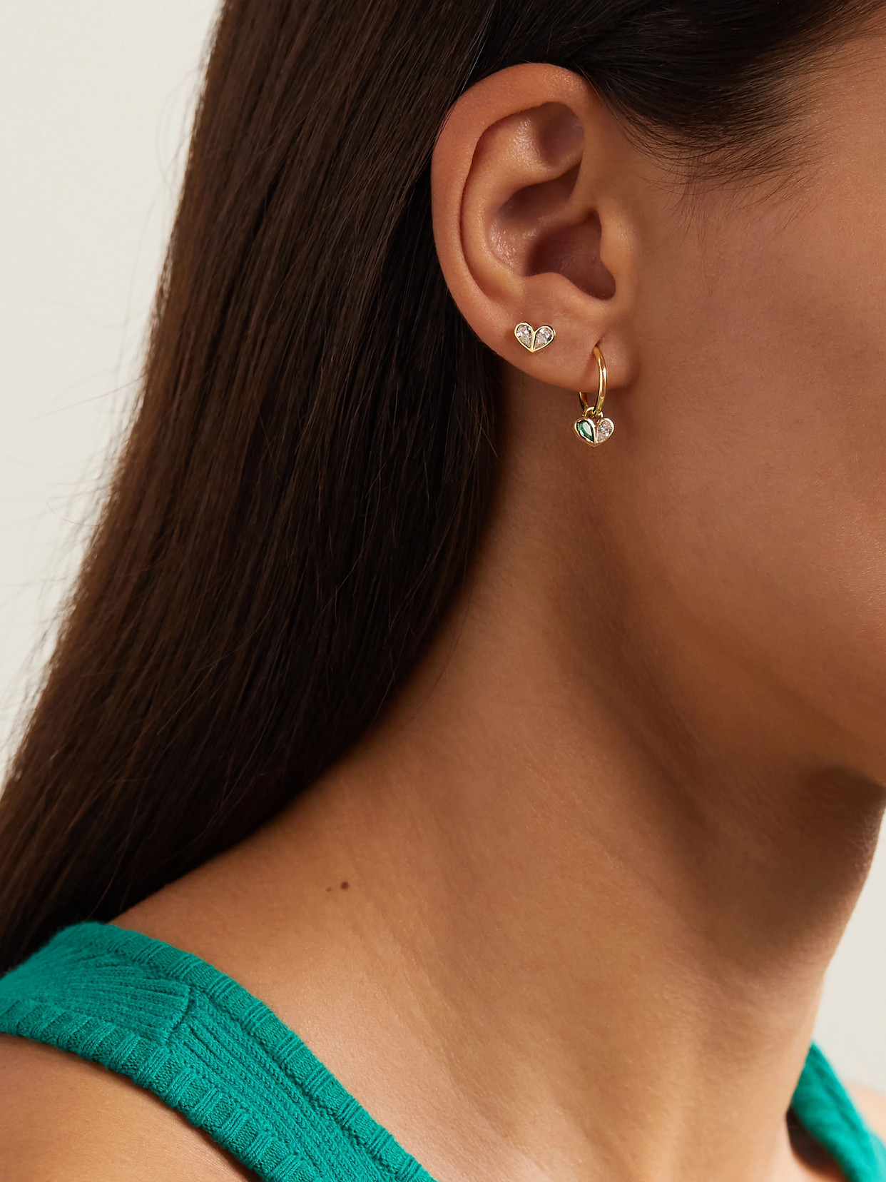 Gemella Sweetheart Huggies 18-karat Gold, Emerald And Diamond Hoop Earrings In Gold