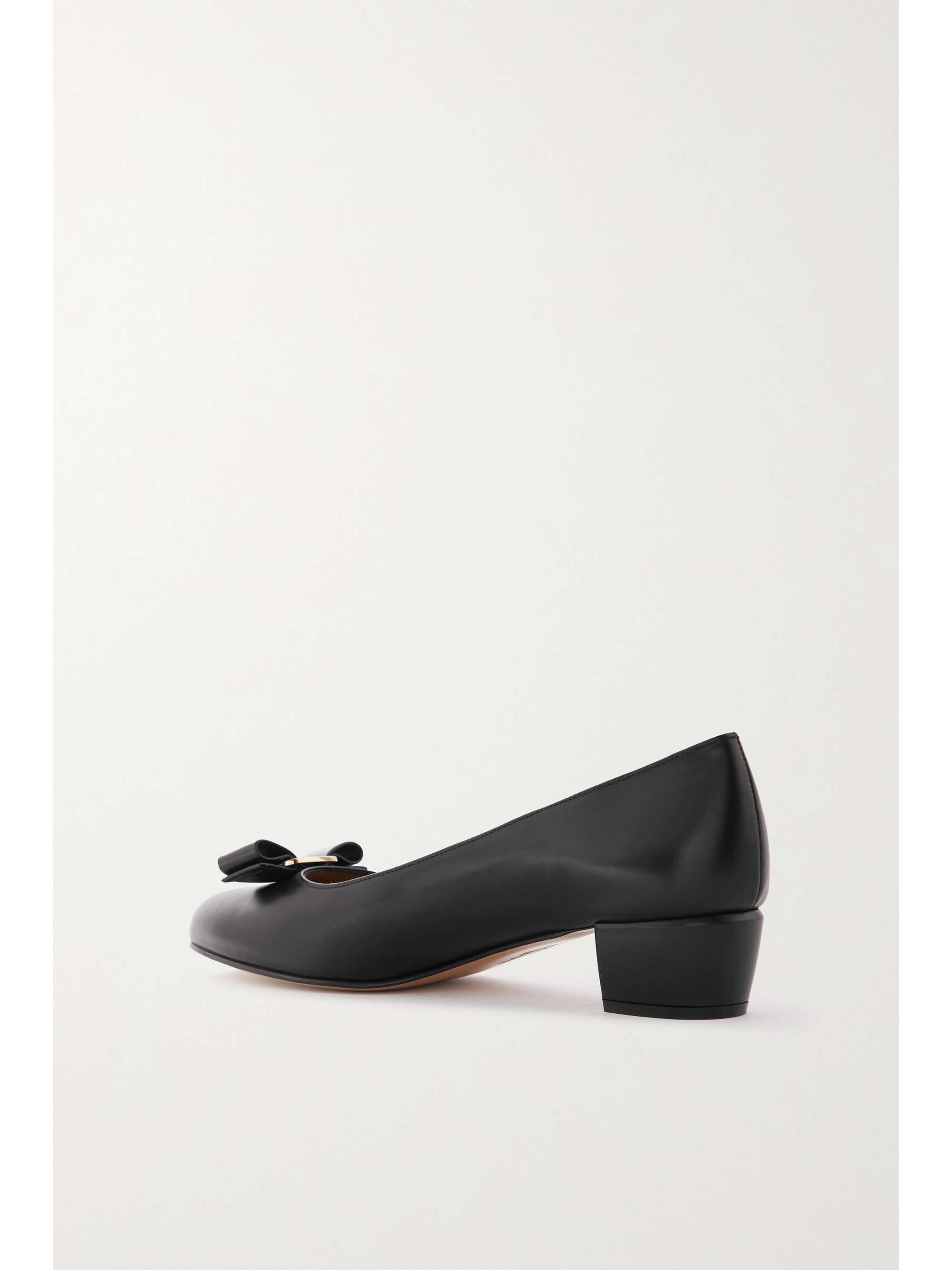 FERRAGAMO Vara bow-embellished leather pumps
