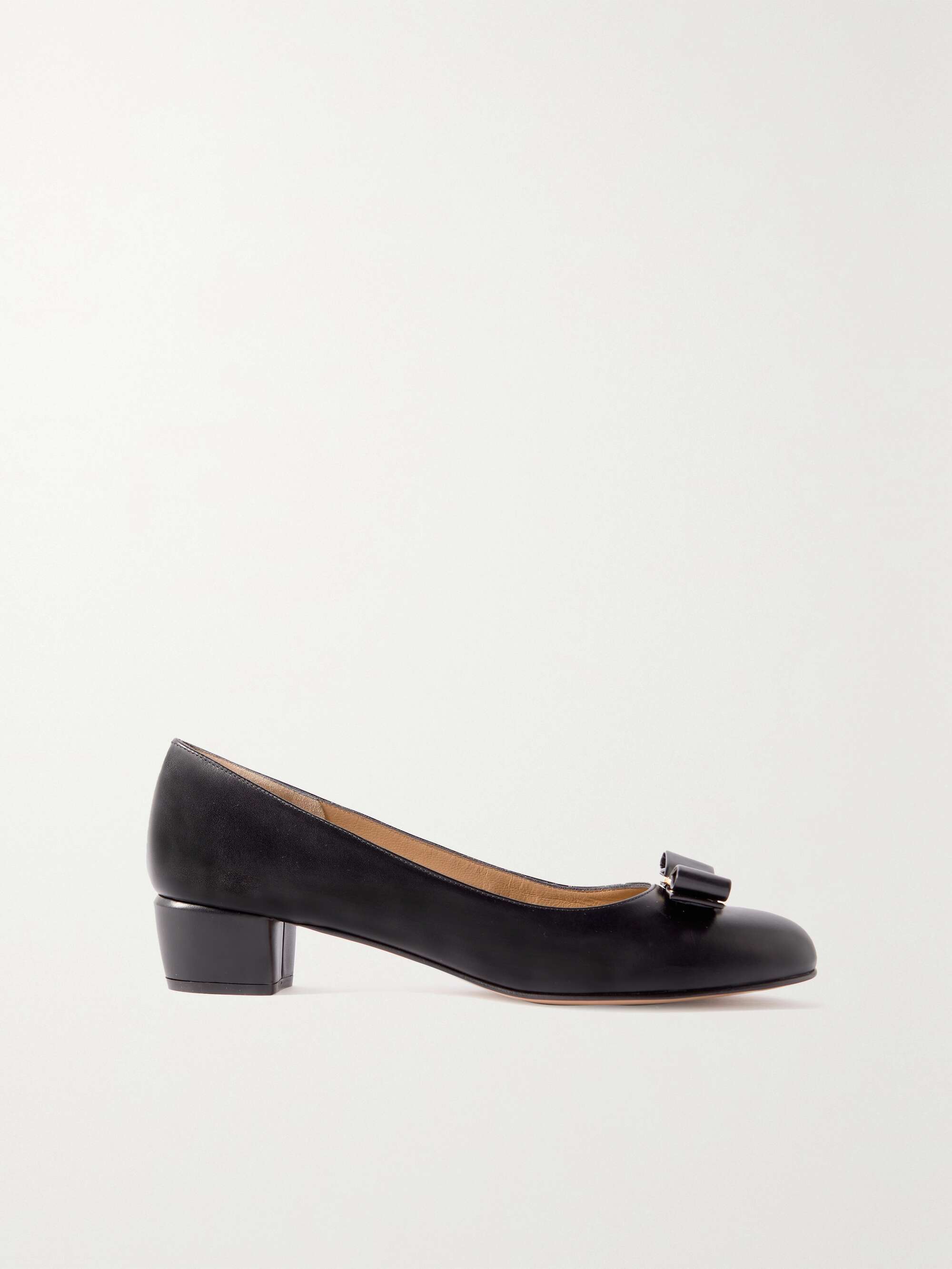 Ferragamo Bow Pumps on Sale | website.jkuat.ac.ke