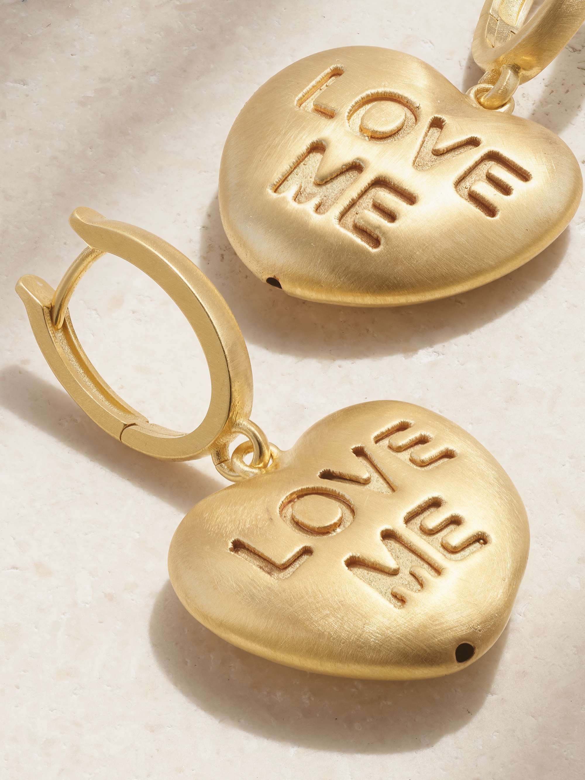LAUREN RUBINSKI أقراط Love Me من الذهب عيار 14 قيراط