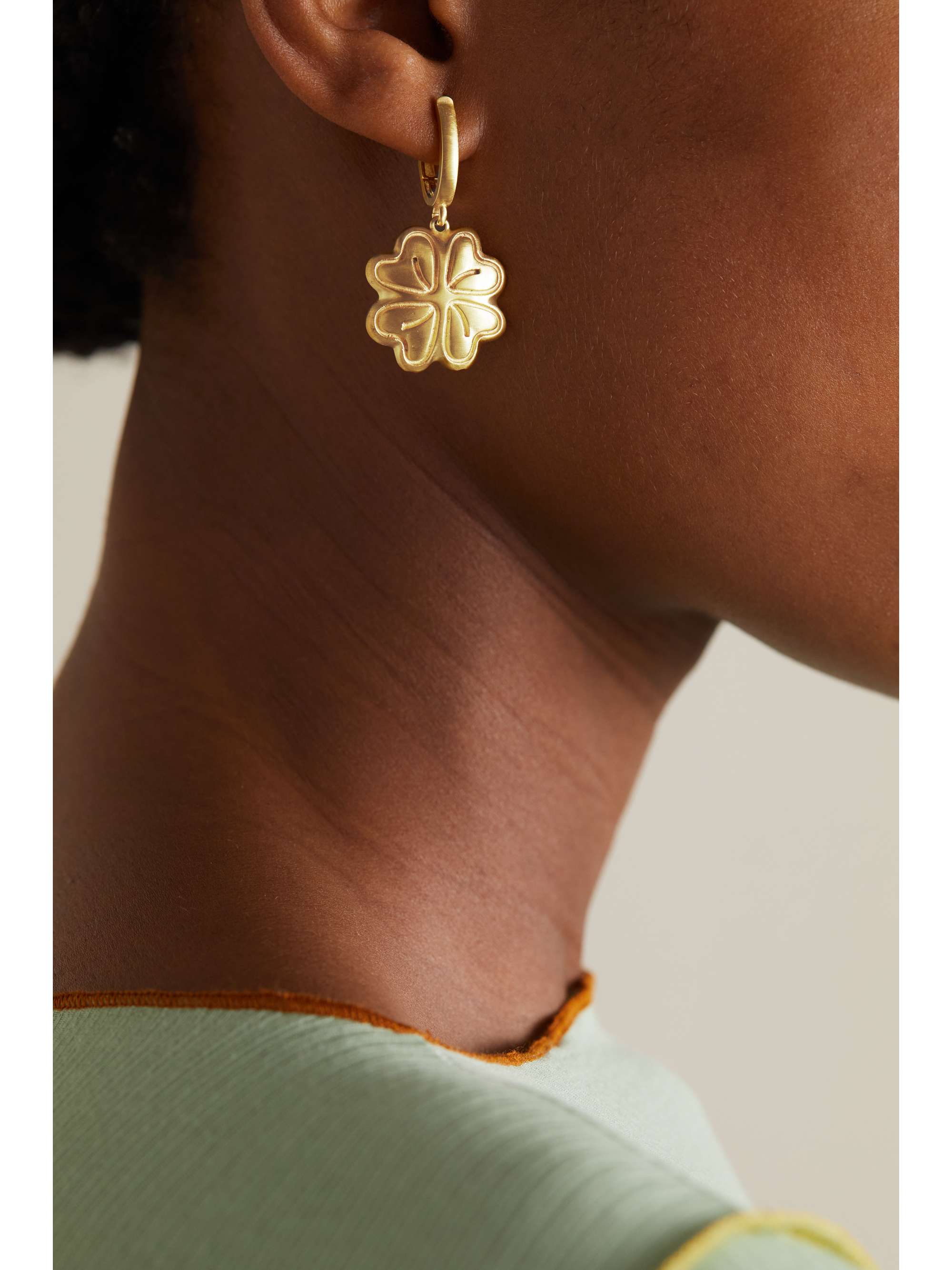 LAUREN RUBINSKI Four Leaf Clover 14-karat gold earrings