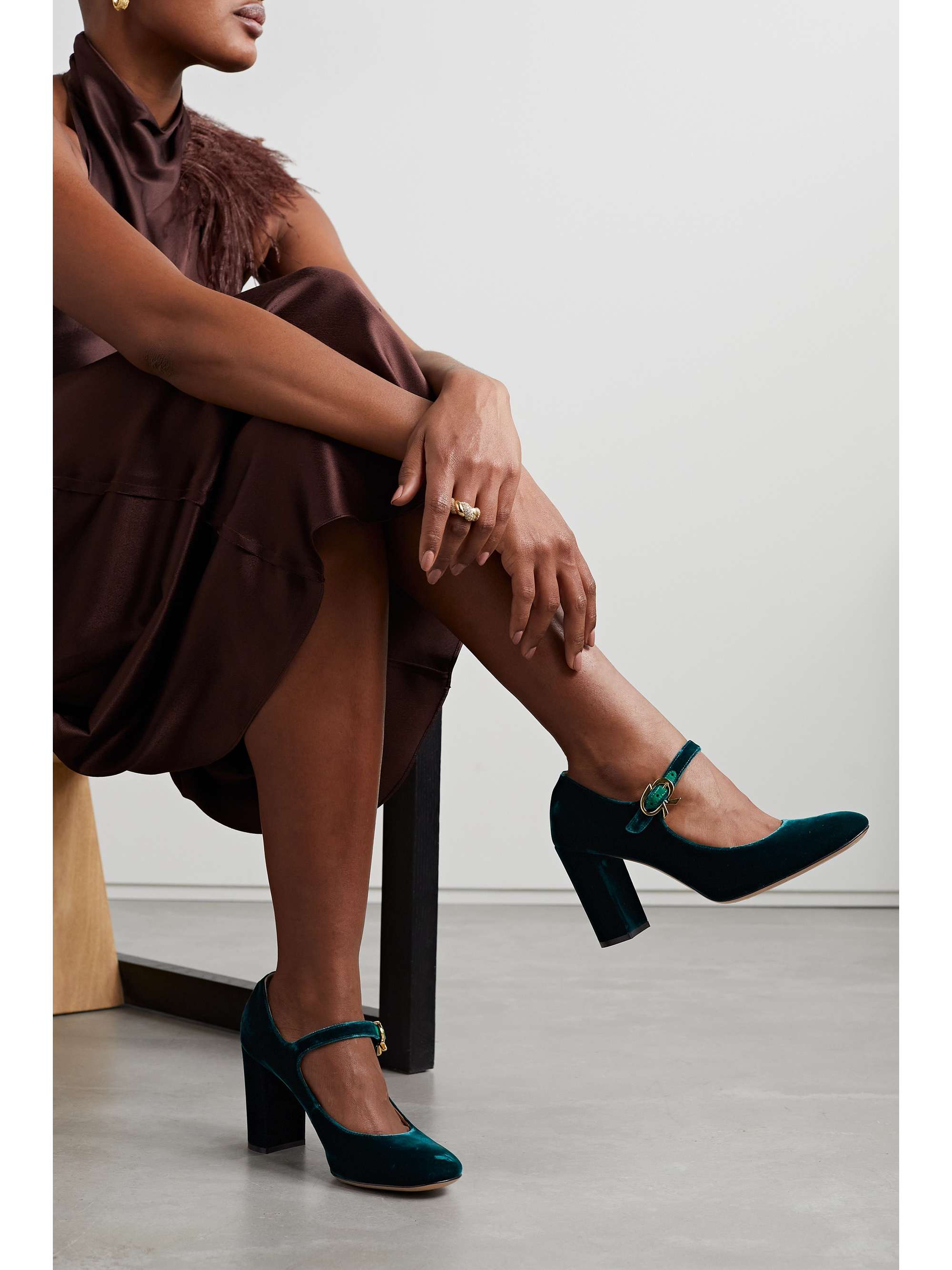 GIANVITO ROSSI 85 velvet Mary Jane pumps