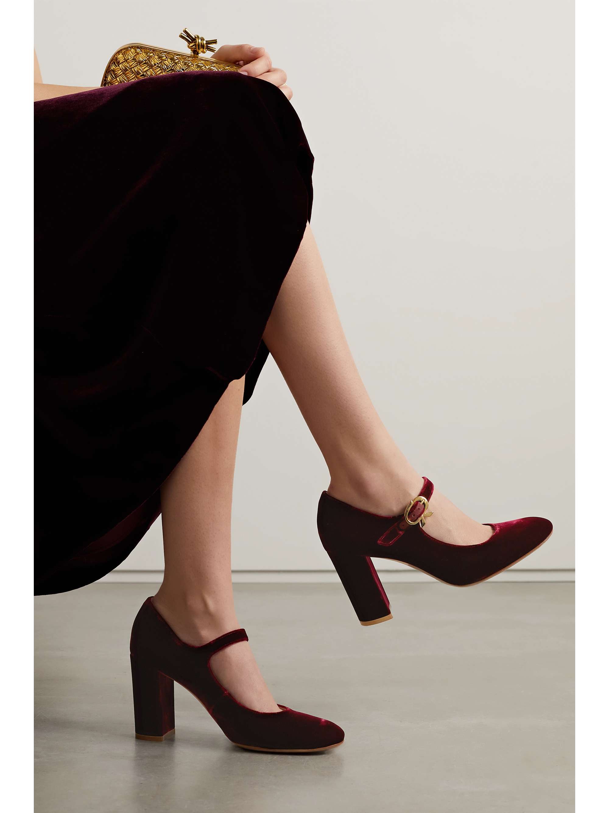 GIANVITO ROSSI 85 velvet Mary Jane pumps