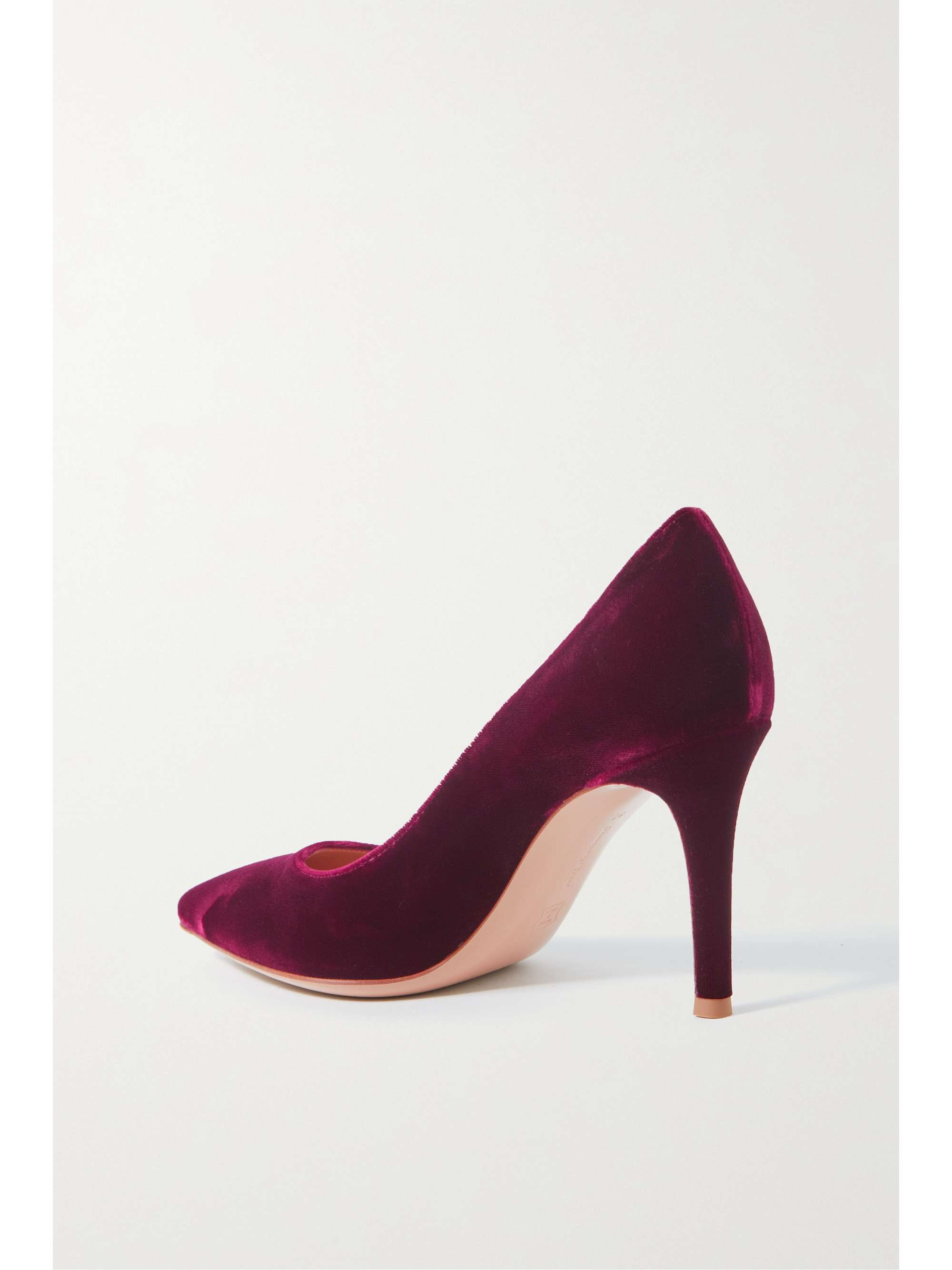 GIANVITO ROSSI 85 Velvet Pumps | NET-A-PORTER
