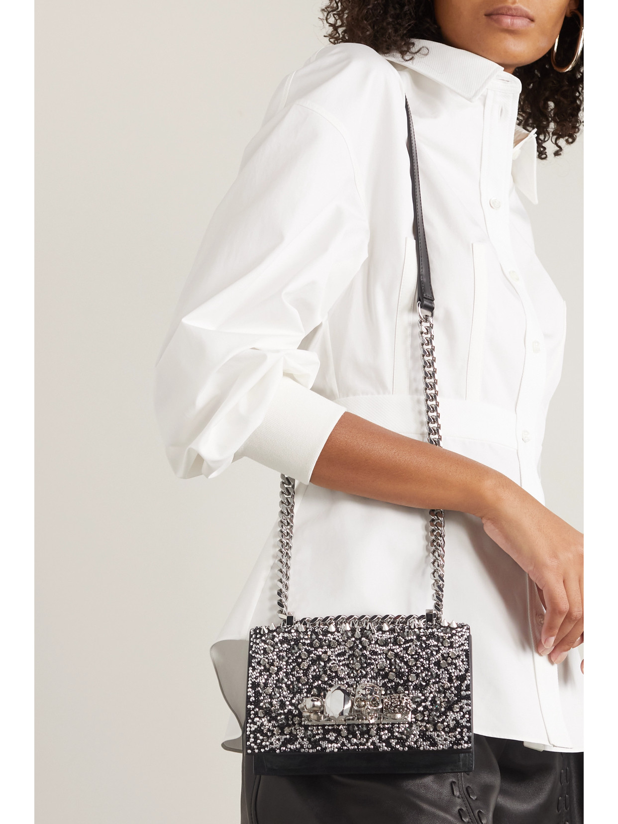 Alexander Mcqueen Black Leather Shoulder Bag In Black