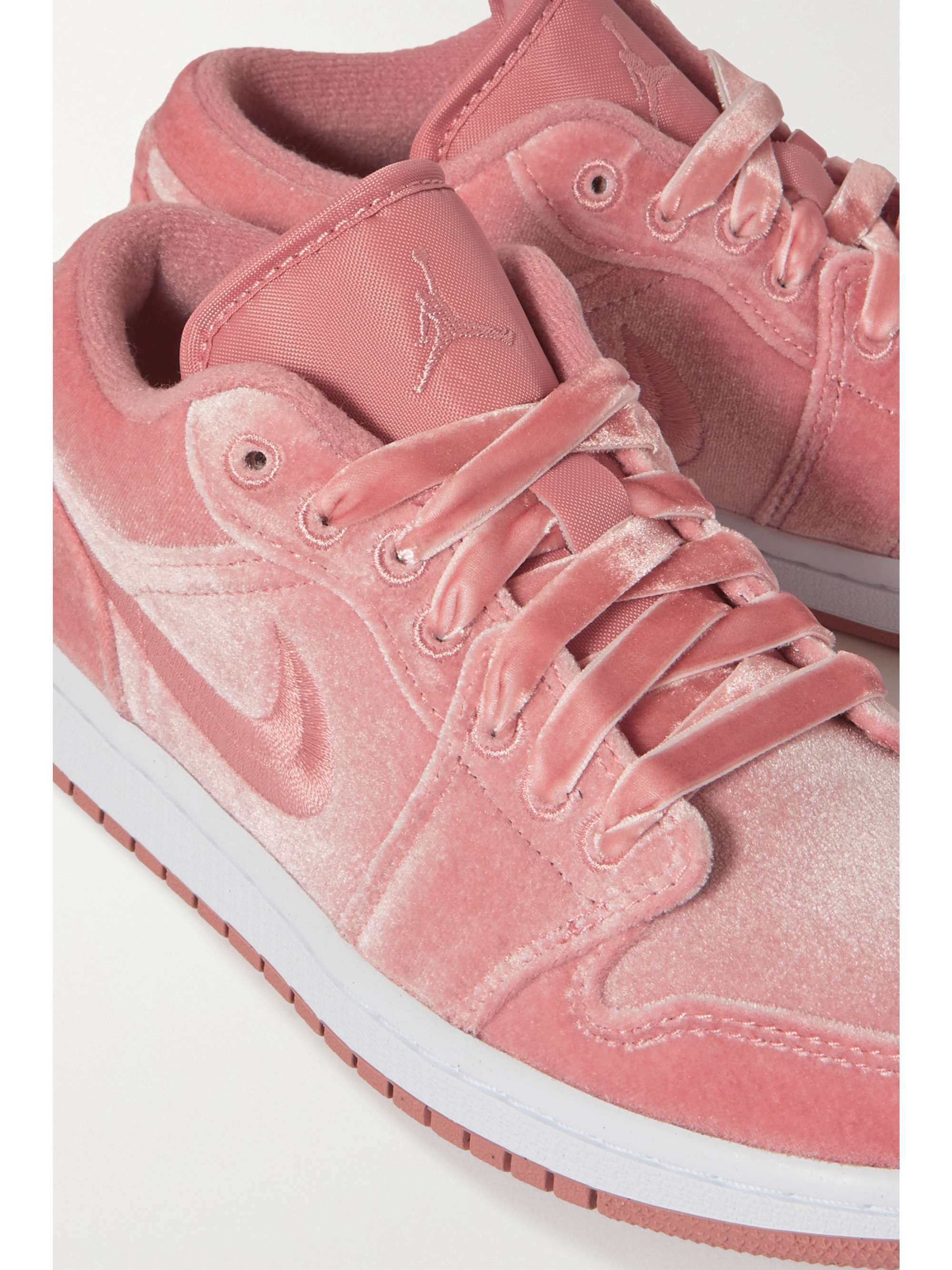 NIKE Air Jordan 1 Low velvet sneakers