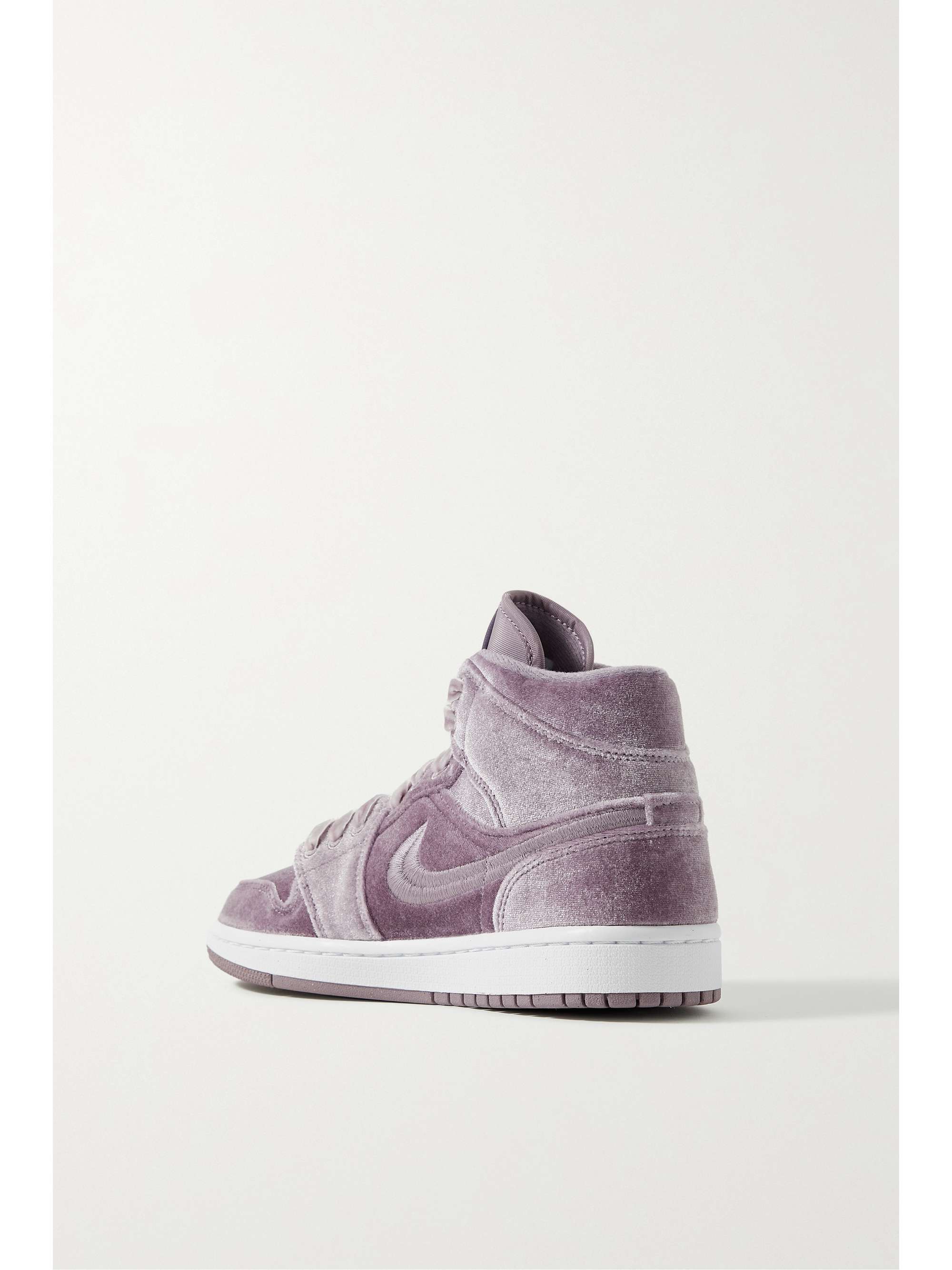 nike running epic react flyknit moc