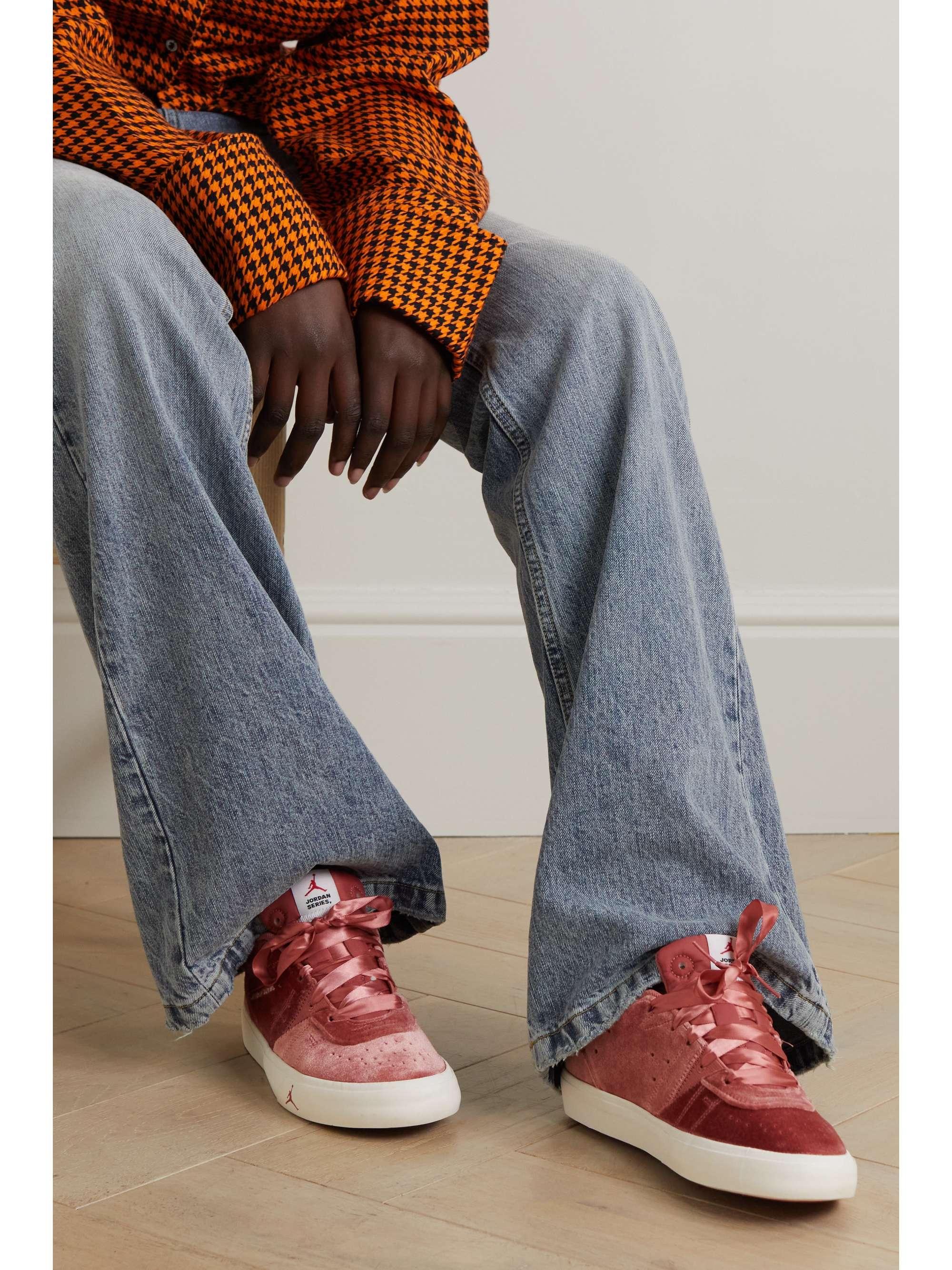 NIKE Jordan Series .05 velour sneakers