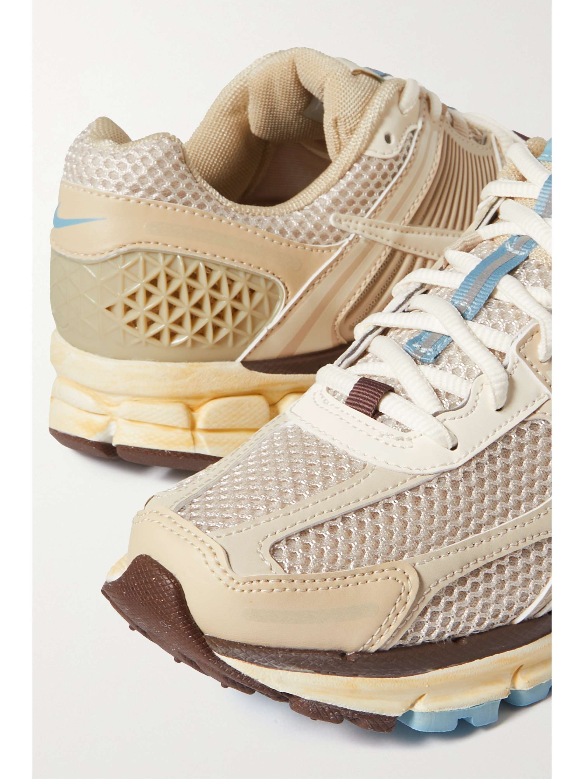 nike zoom air fire mesh and faux leather sneakers