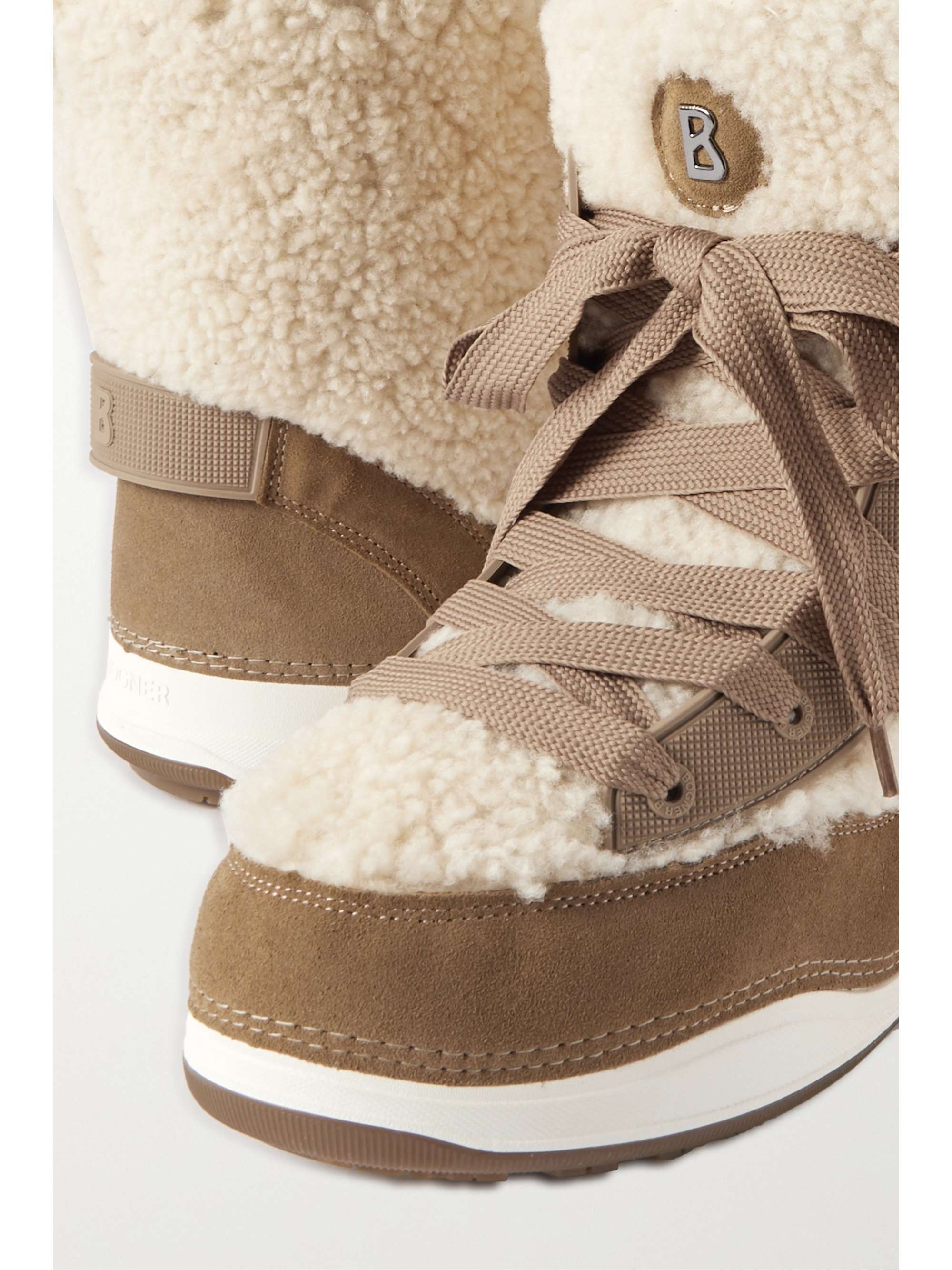 tan-snow-boots