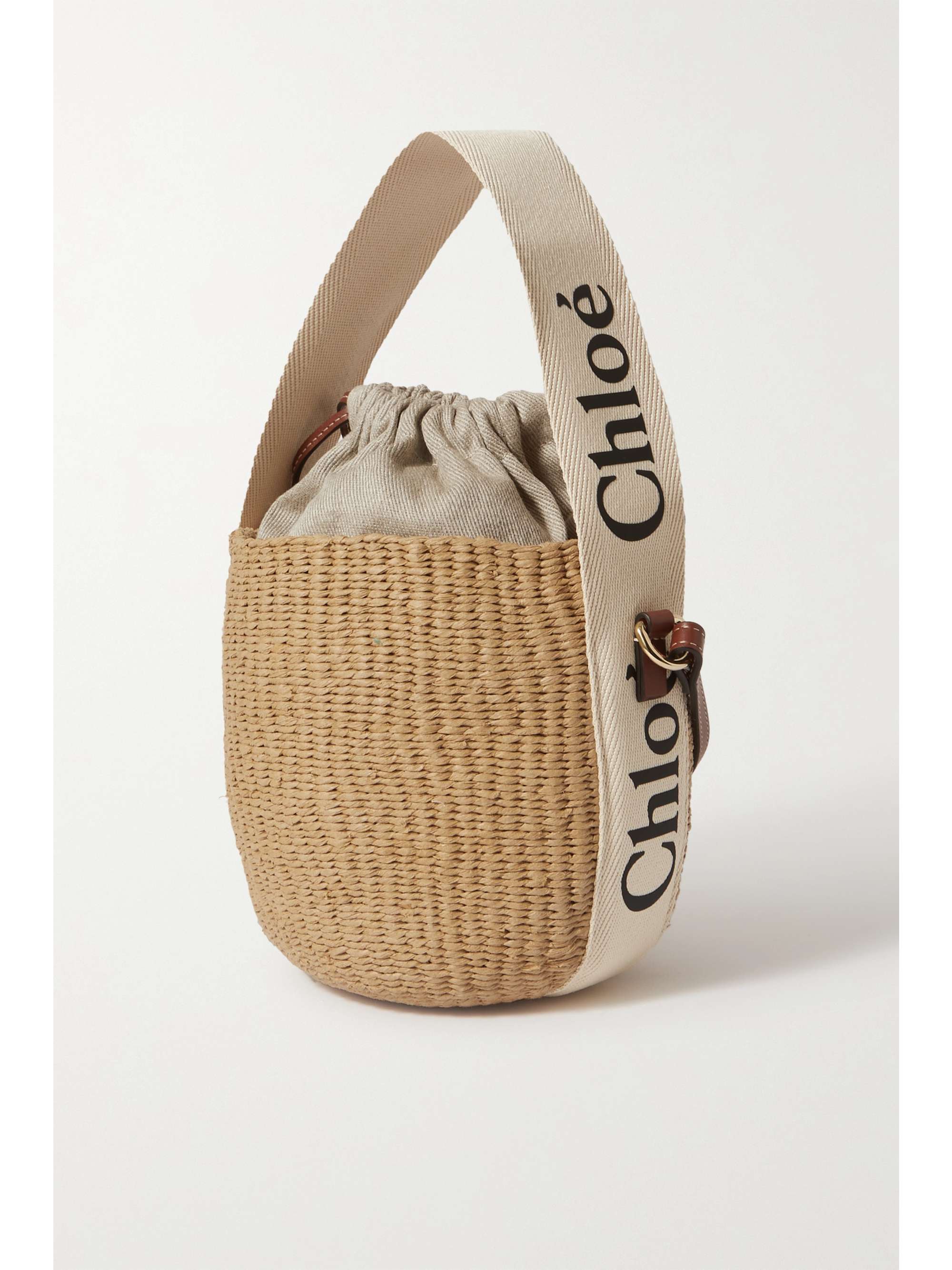 Chloé Small Woody Basket In Natural Fibers in White | Chloé CA