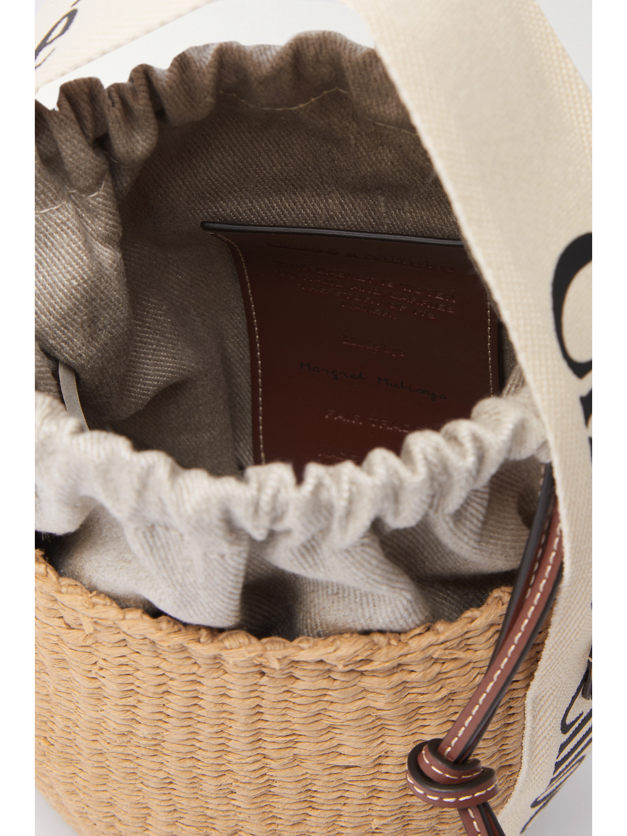 Chloé Woody Small Mifuko Basket Bag In Fair Trade Paper Embellished With Linen In White