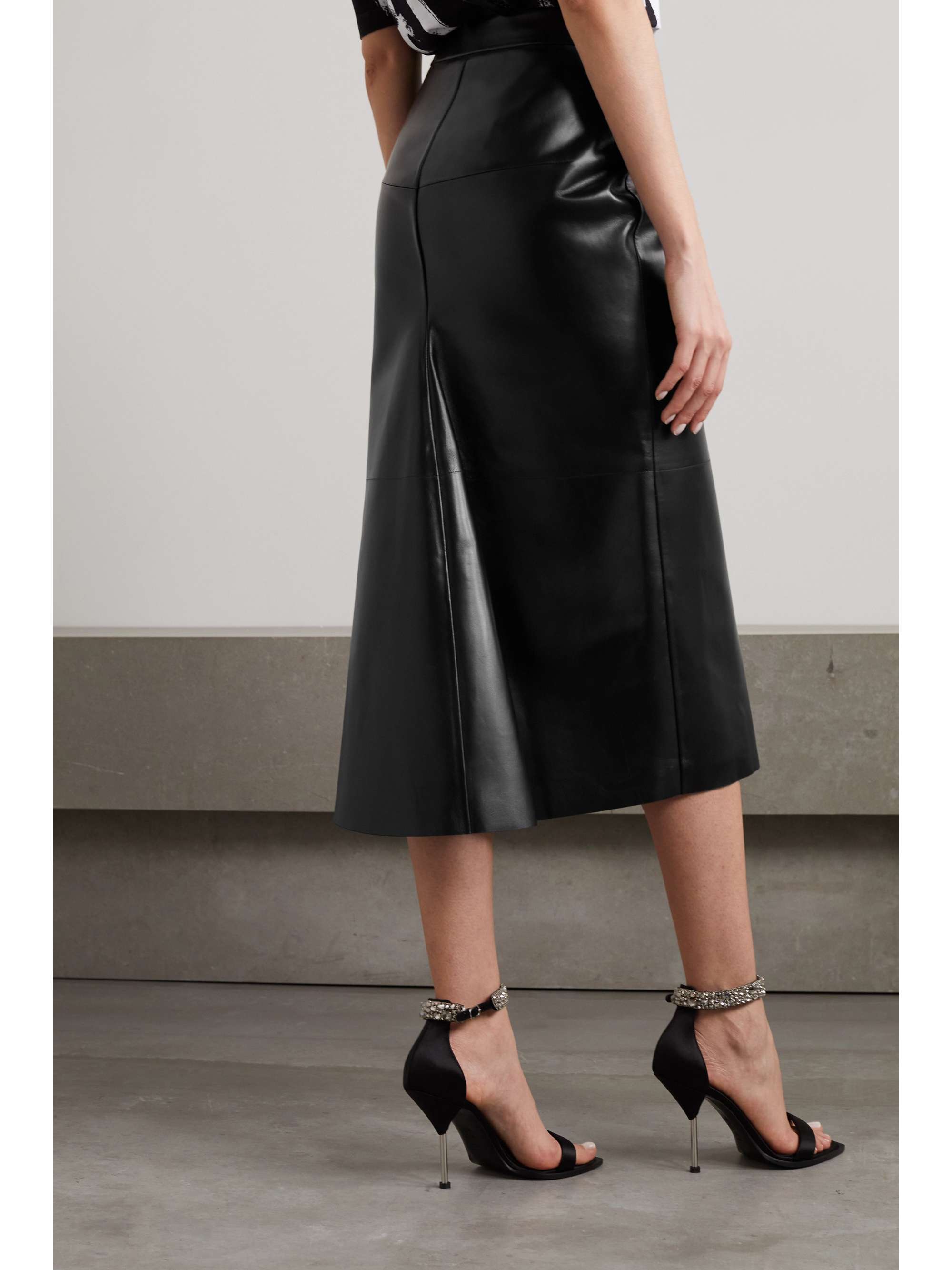 ALEXANDER MCQUEEN Leather midi skirt