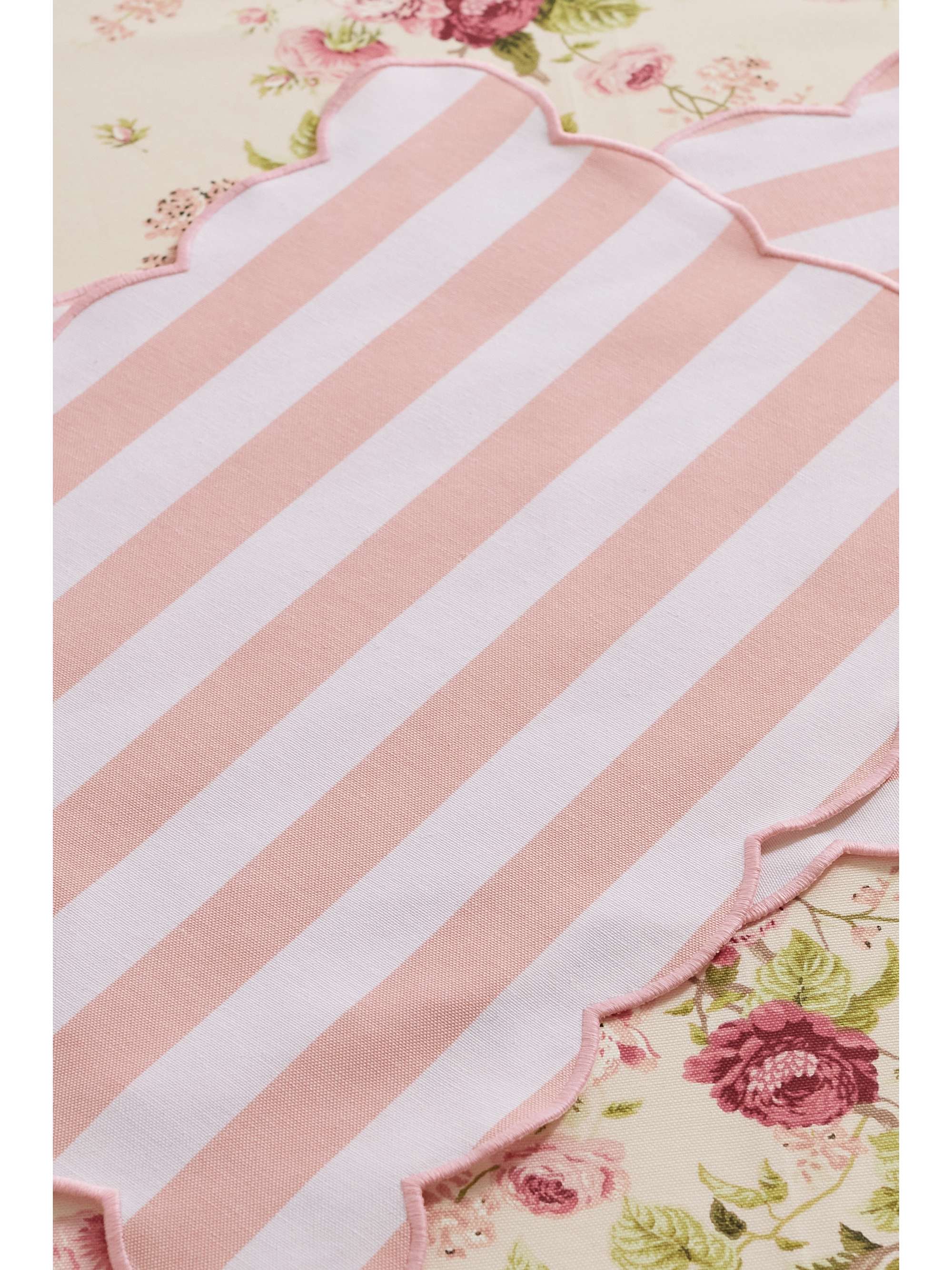 MRS. ALICE Set of two scalloped embroidered striped cotton placemats