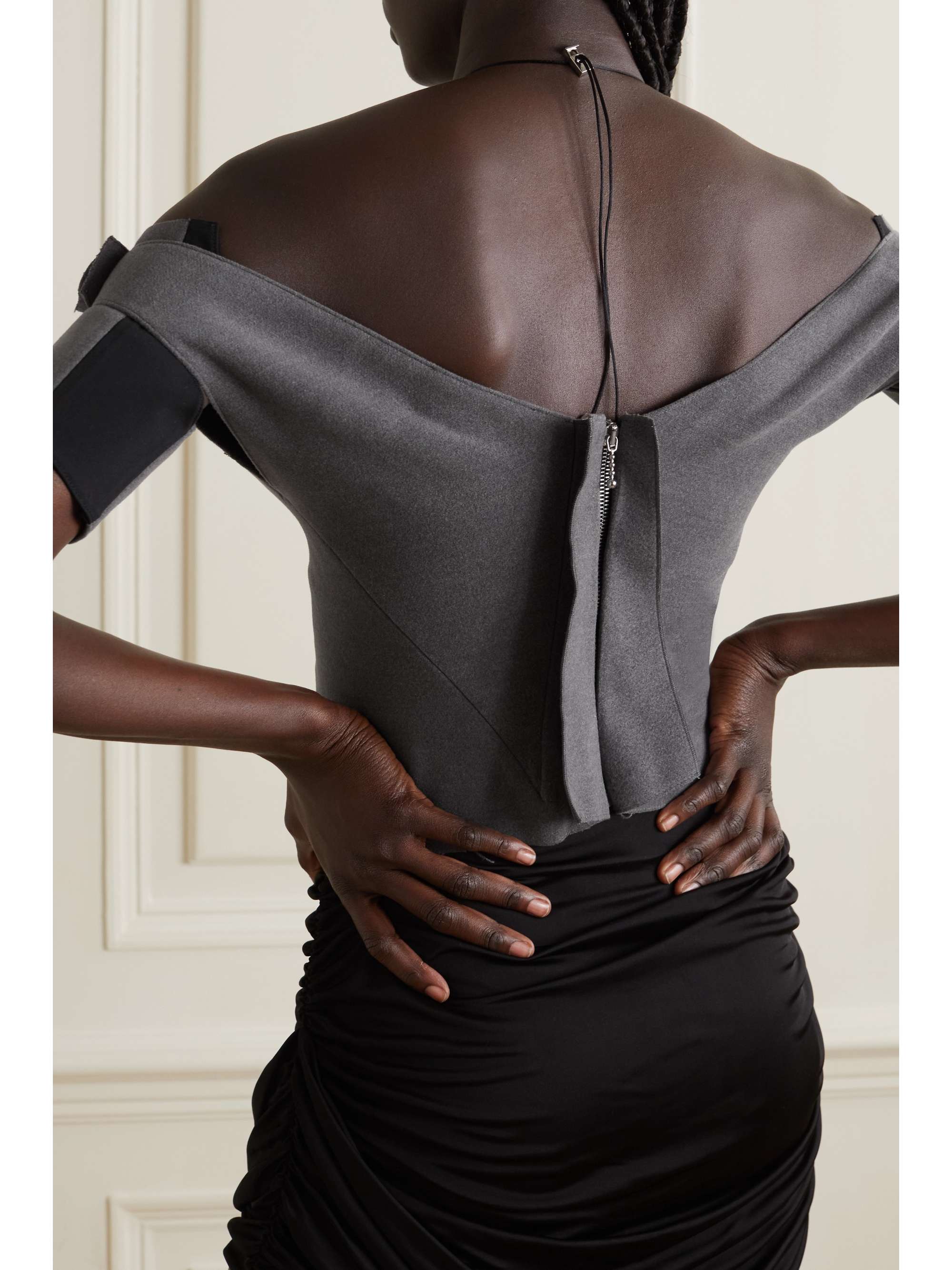 16ARLINGTON Alasia cropped off-the-shoulder felt top