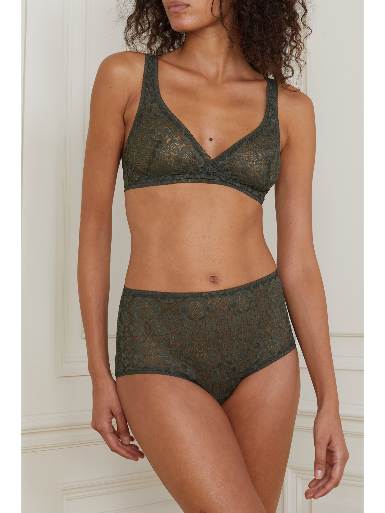 Shop Eres Heureux Stretch-lace Soft-cup Triangle Bra In Green